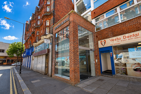Cheapside, Reading, Berkshire RG1