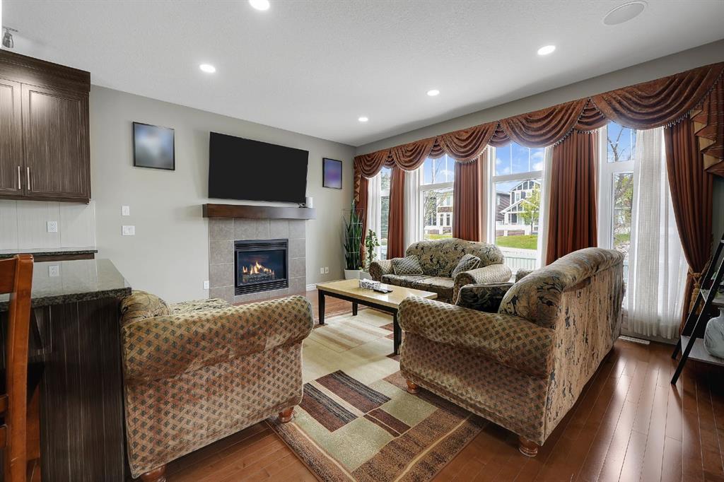 25 Redstone Path NE, Calgary, AB, T3N 0K2 photo 4