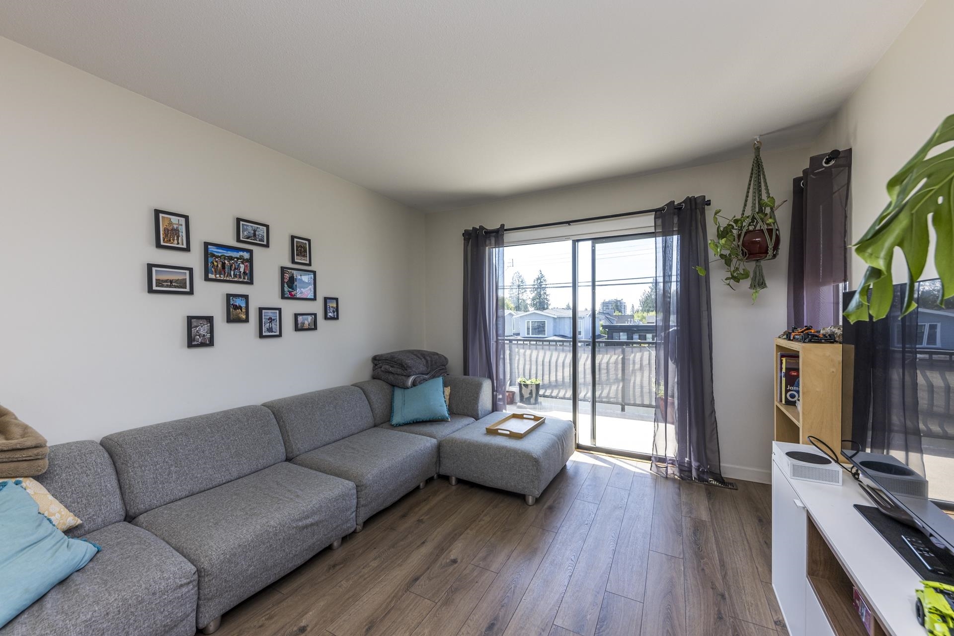 239 20th Street E, North Vancouver, BC, V7L 3A6 photo 4