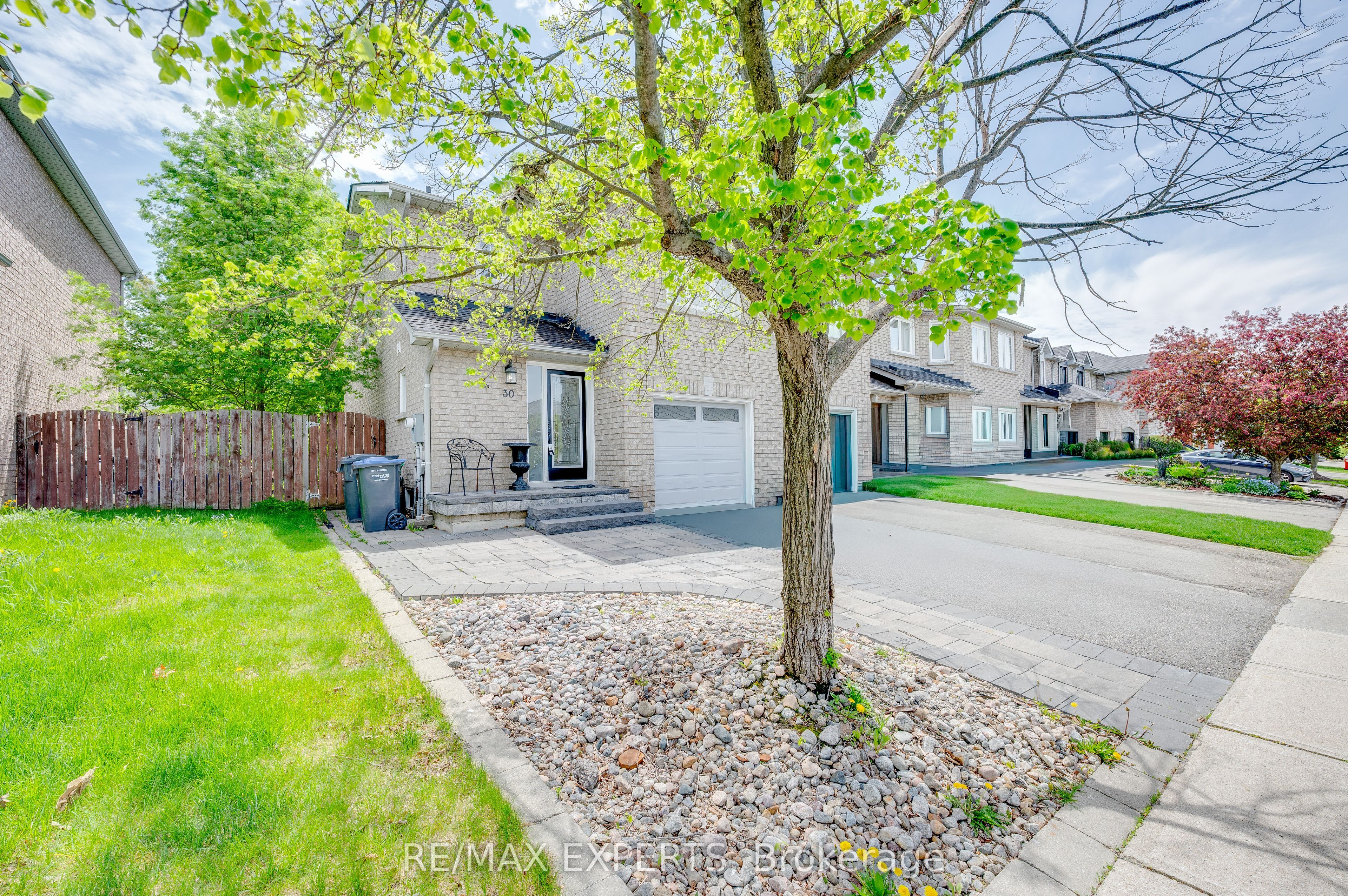 30 Rolling Hills Lane, Caledon, ON, L7E 1T9 photo 2