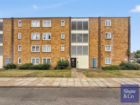 Farm Road, Whitton, Hounslow TW4