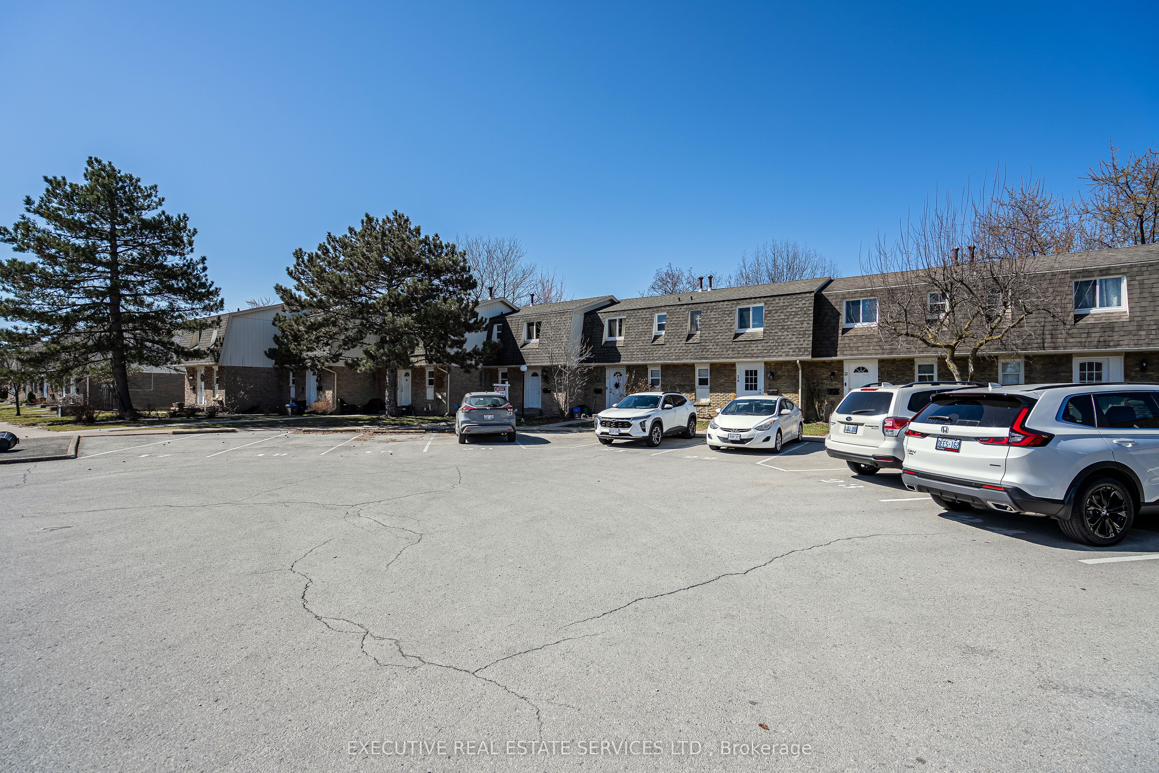 18-131 Rockwood Avenue, St. Catharines, ON, L2P 3K4