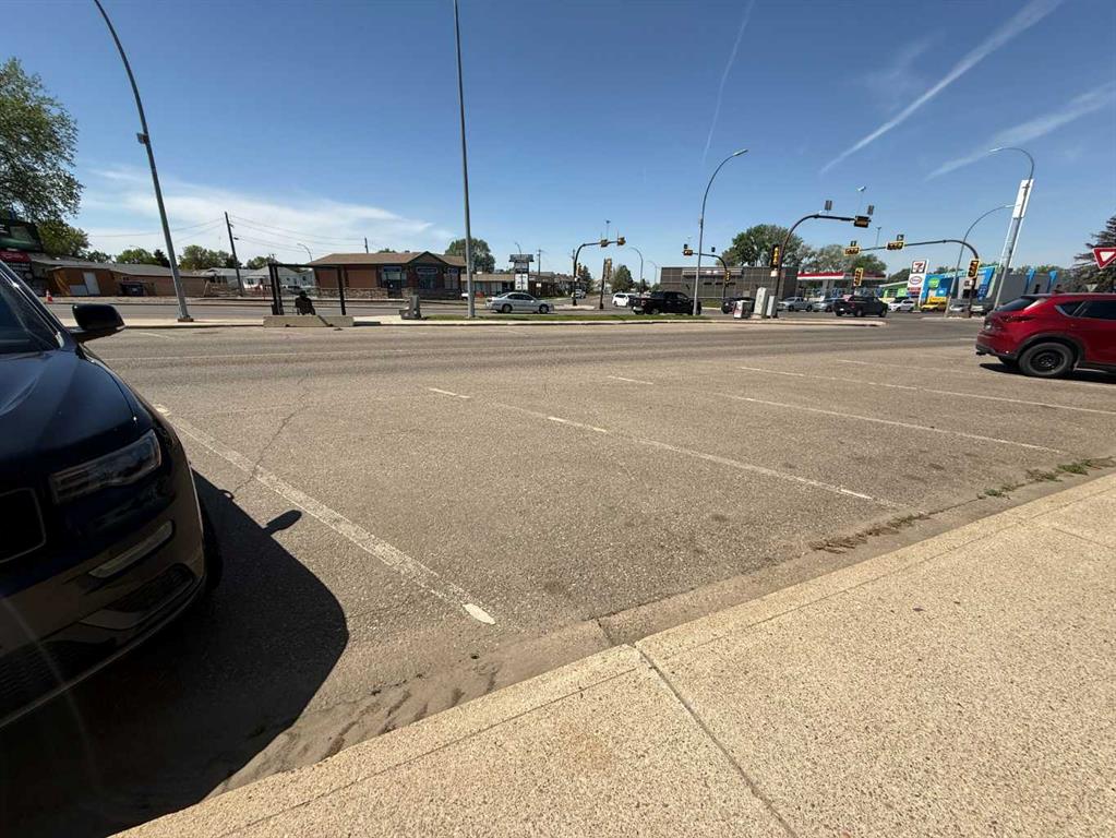 Additional image 4 of 1577 Dunmore Road SE, Medicine Hat, AB, T1A1Z8