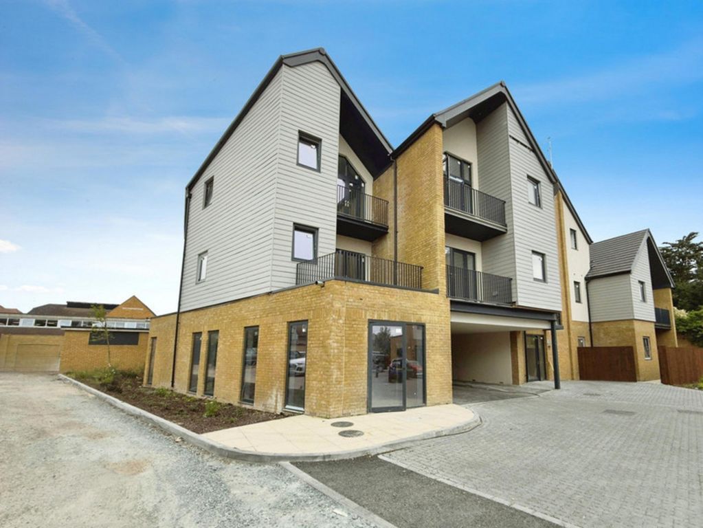 Additional image 9 of 2 bed flat for saleThe Regency Apartments, Rayleigh SS6