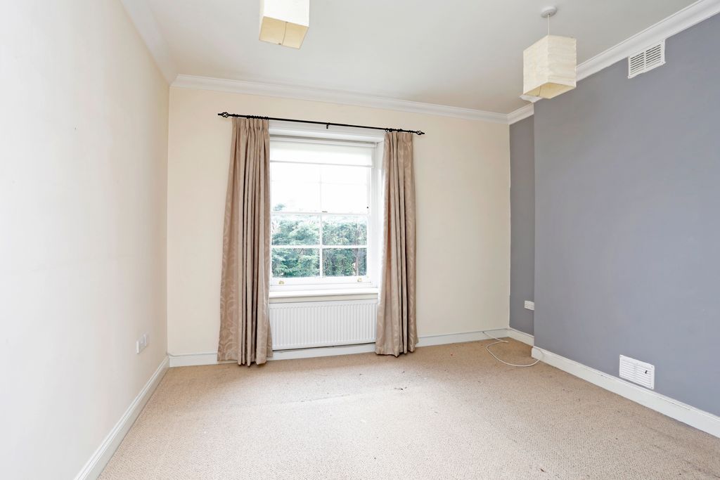Additional image 6 of 2 bed flat for saleShepherds Farm, Rickmansworth WD3
