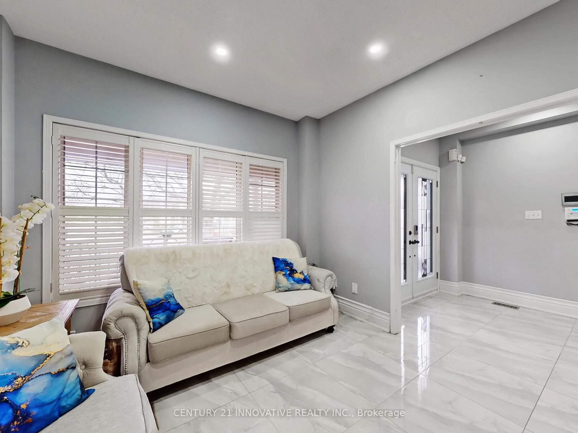 9 Heatherdale Drive, Brampton, ON, L7A 2H6 photo 5