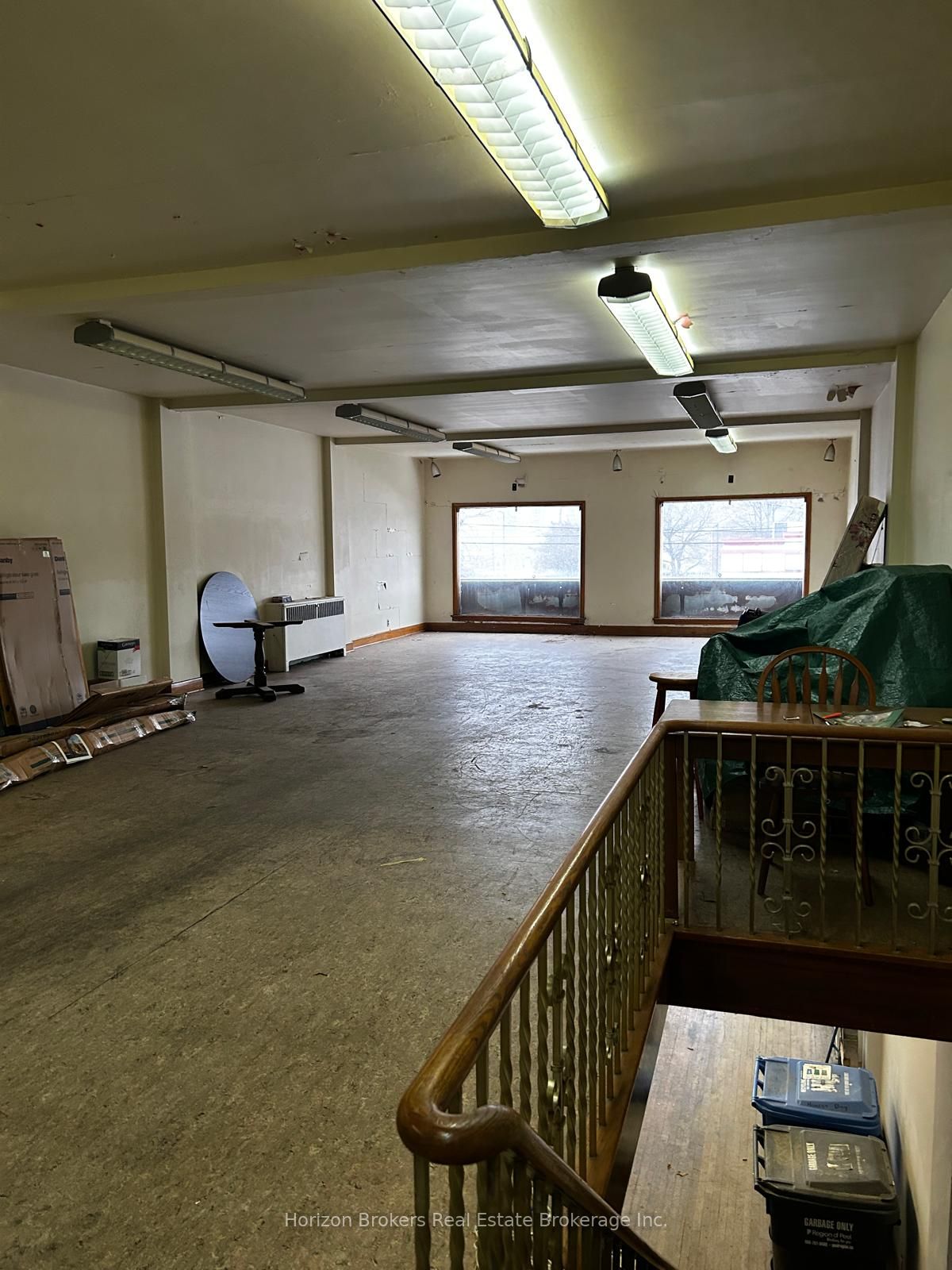 Additional image 4 of 620 Lakeshore Road E, Mississauga, ON, L5G 1J4