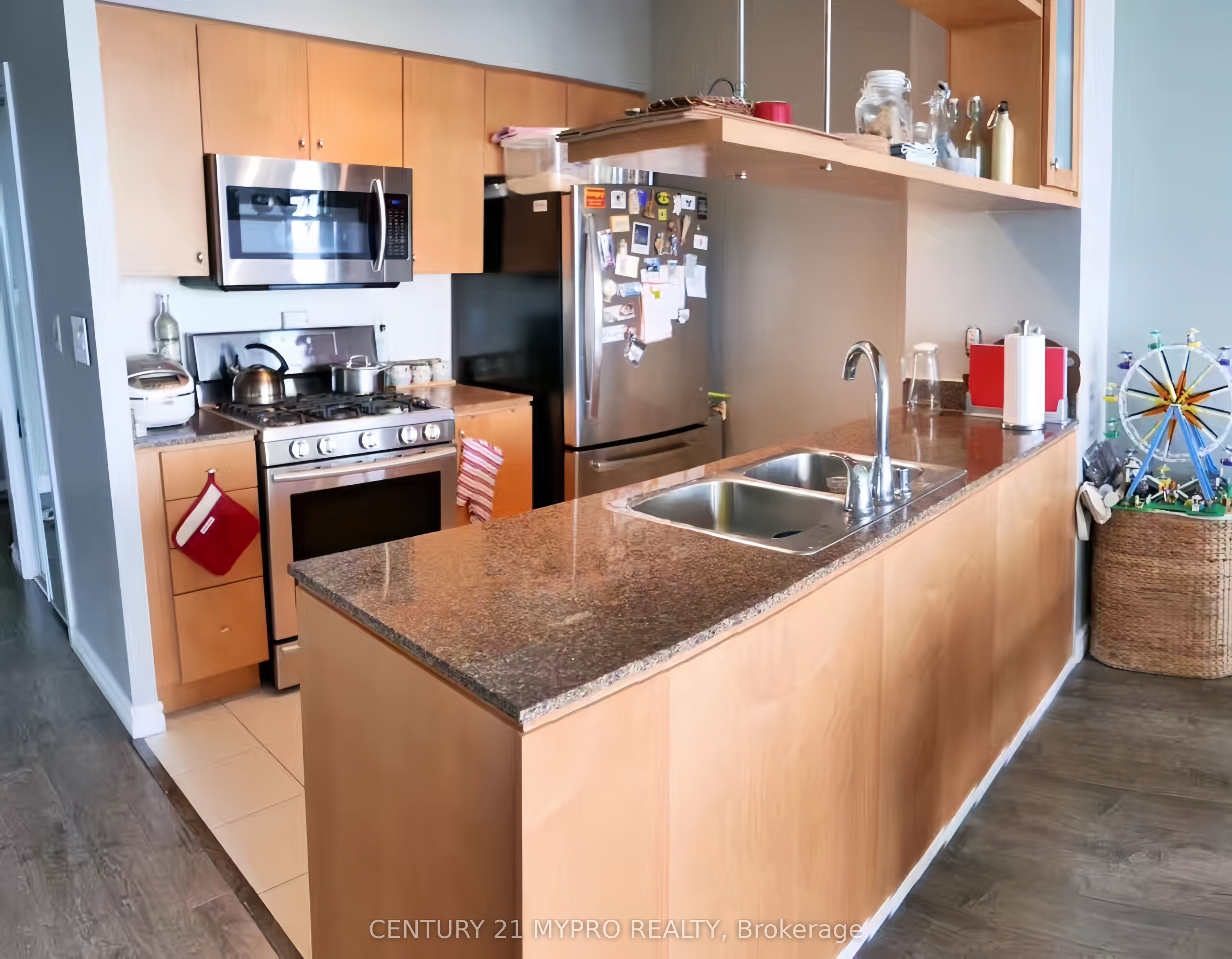 Additional image 3 of 4911-35 Mariner Terrace, Toronto, ON, M5V 3V9