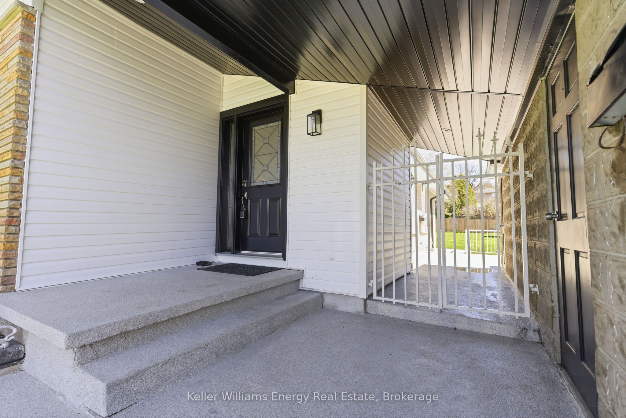 297 Grandview Street S, Oshawa, ON, L1H 7C6 photo 4