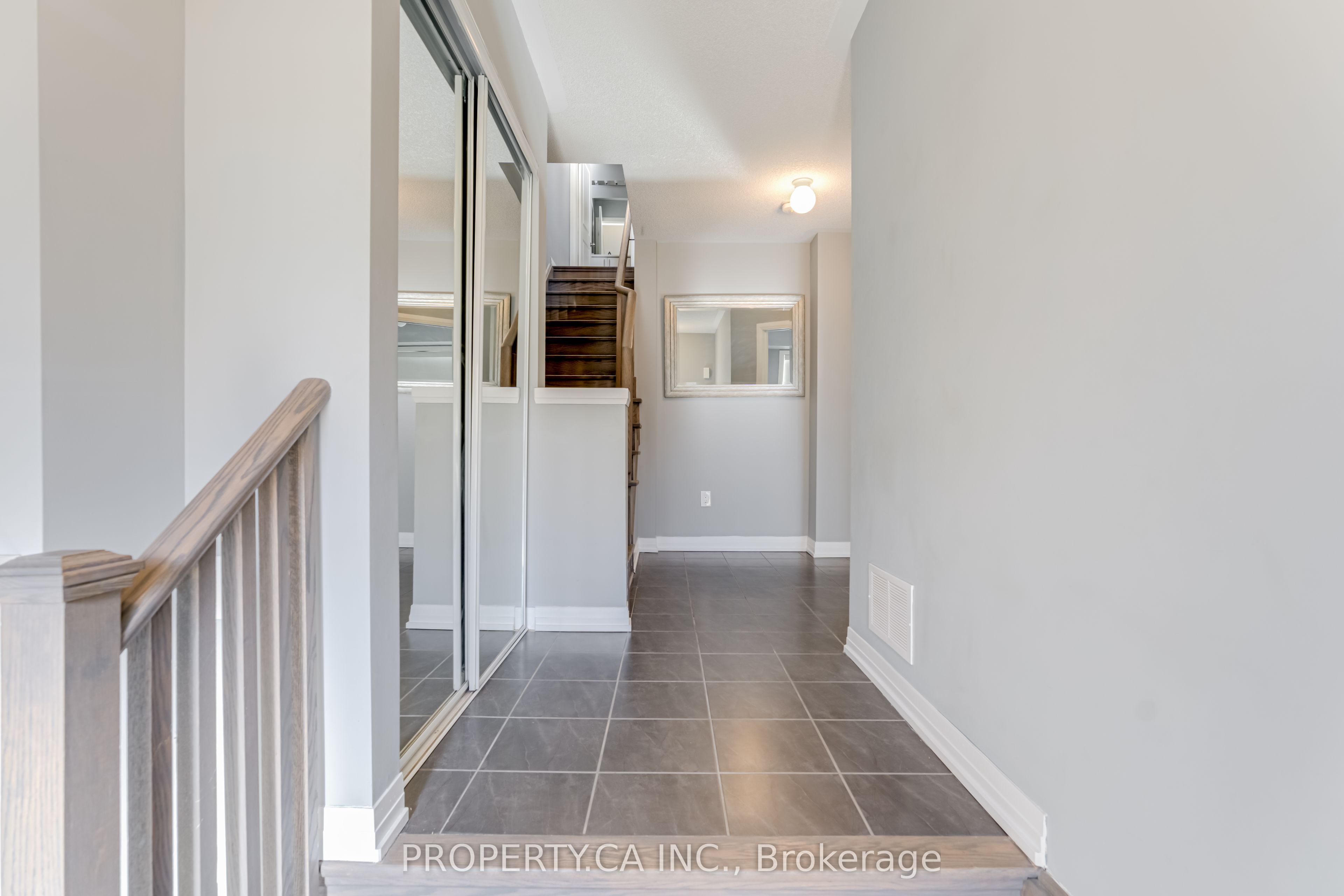 24 Clarington Boulevard, Clarington, ON, L1C 3K7 photo 3