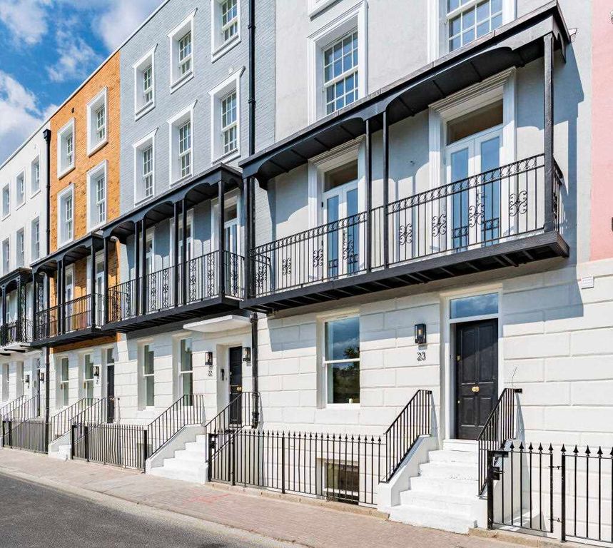 2 bed flat for saleAlbion Place, Ramsgate, Ramsgate CT11
