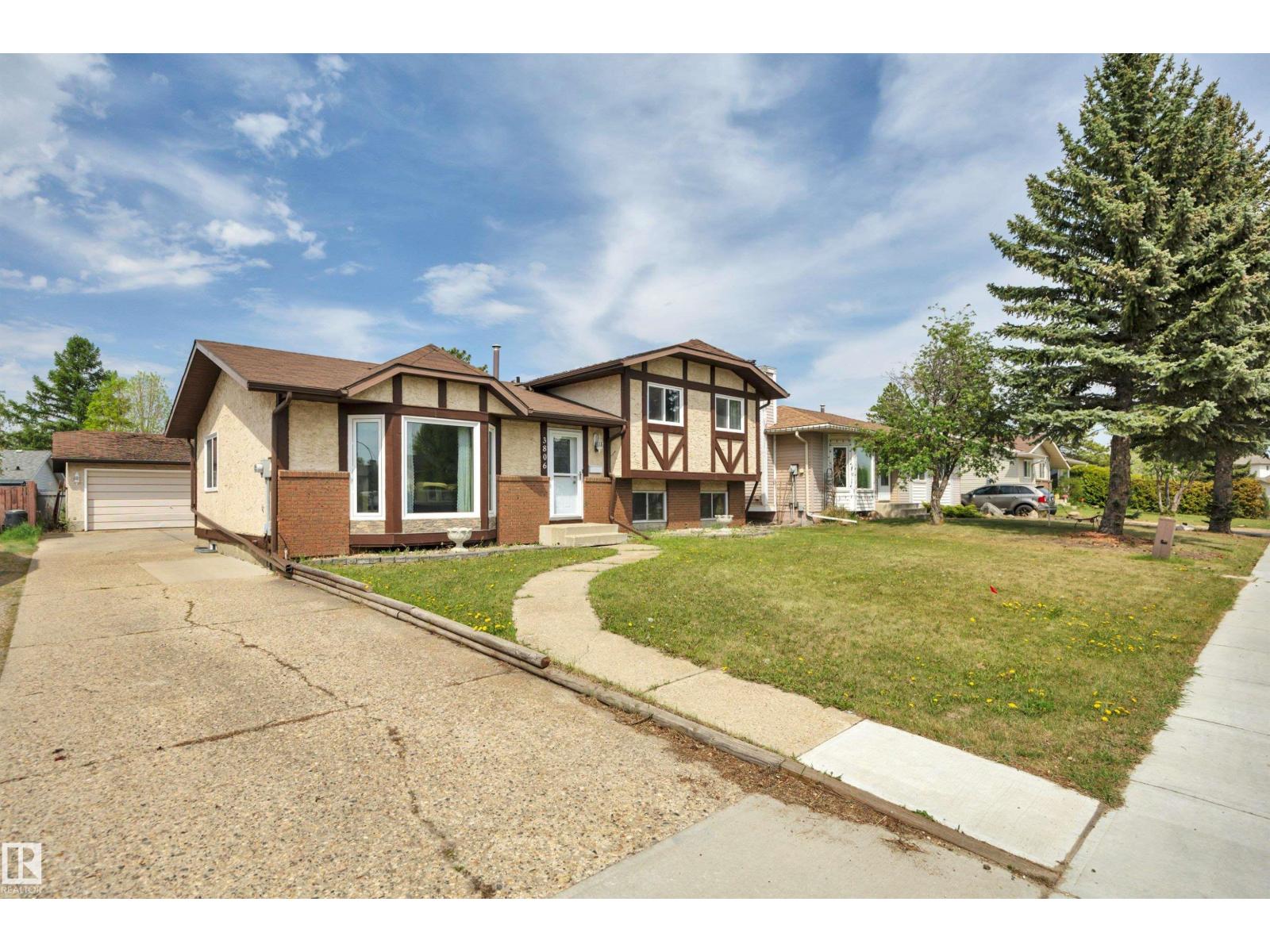 3806 33 Avenue, Leduc, AB, T9E6E5