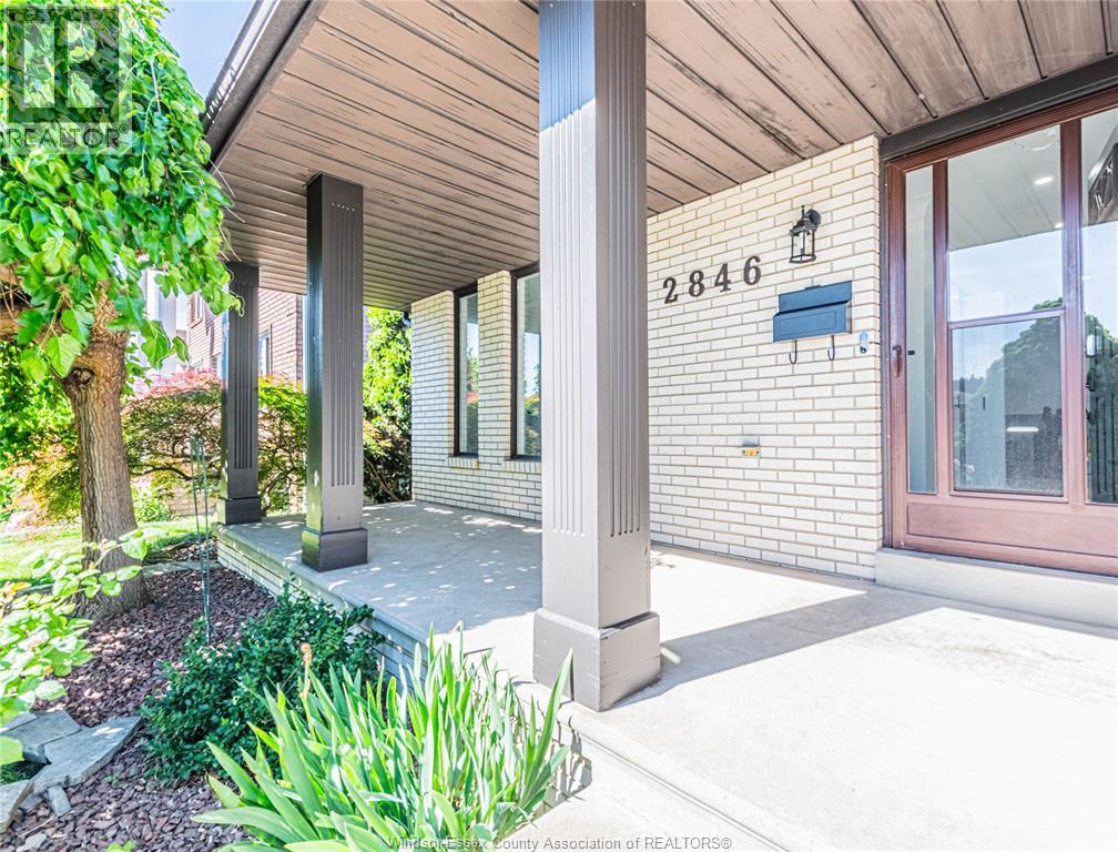 2846 Northway , Windsor, ON, N9E2K3