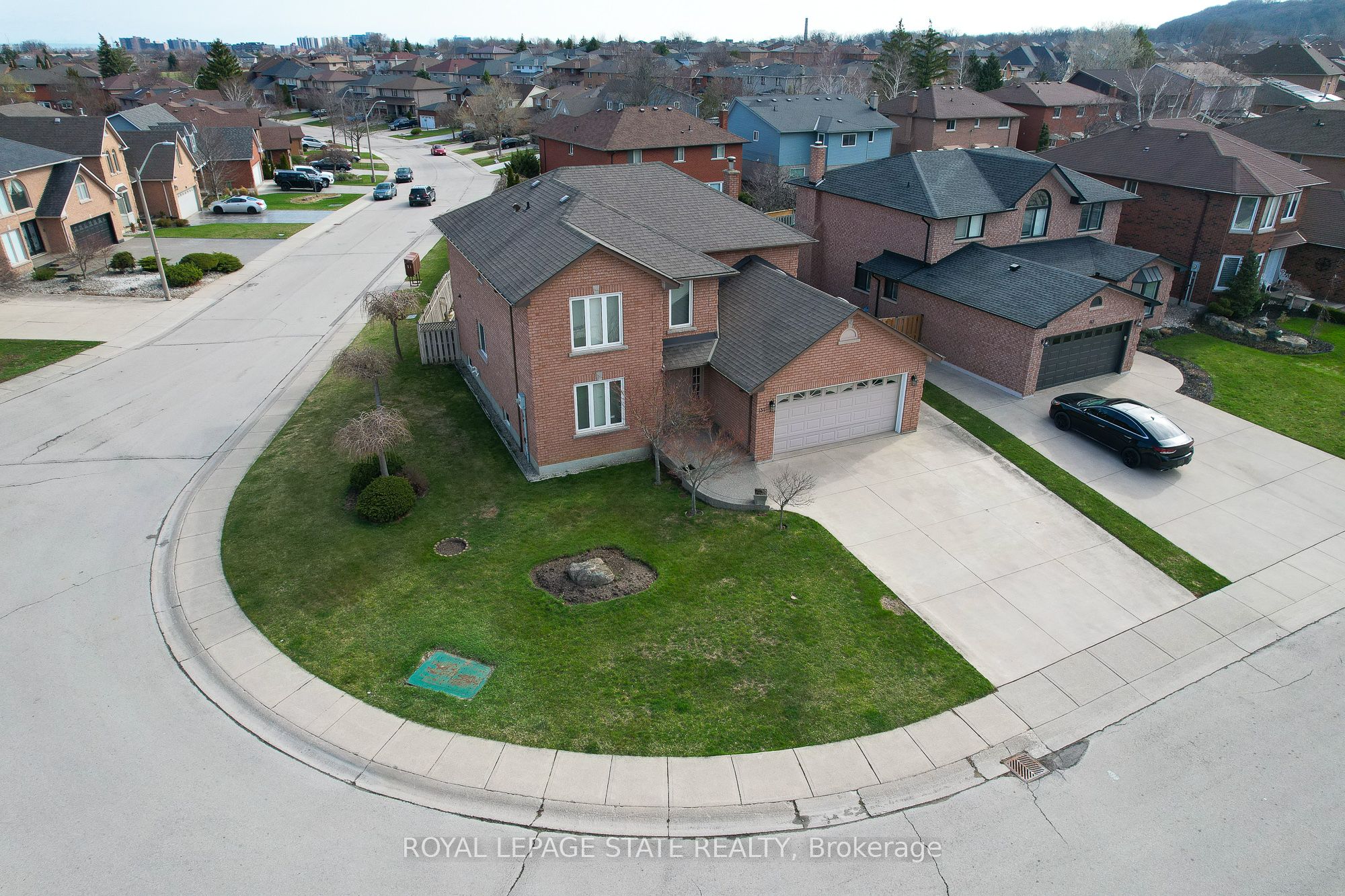 137 National Drive, Hamilton, ON, L8G 5B3 photo 2