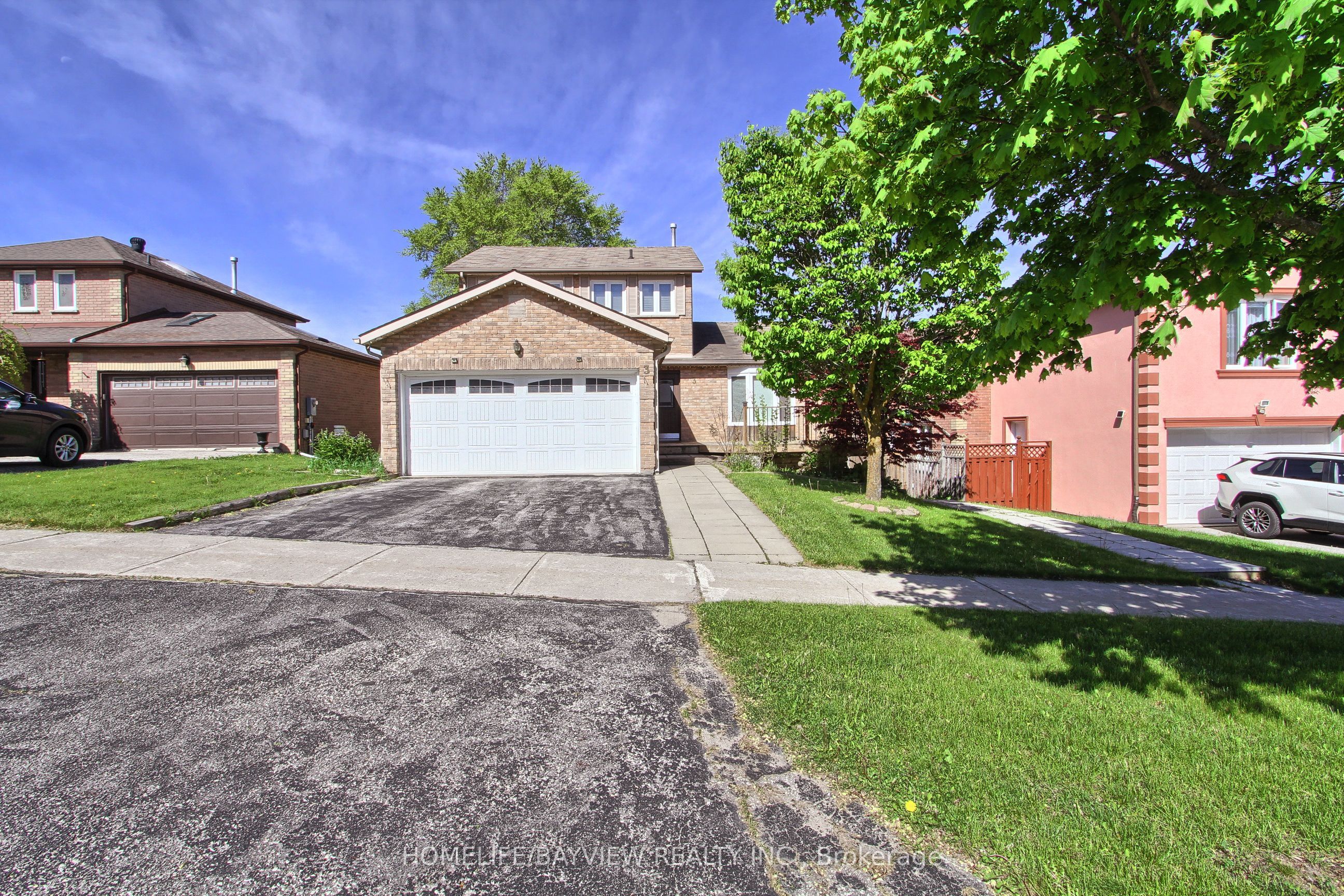 3 Tower Court, Bradford West Gwillimbury, ON, L3Z 2V2