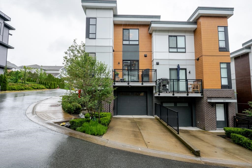 26-20087 68 Avenue, Langley, BC, V2Y 3H9