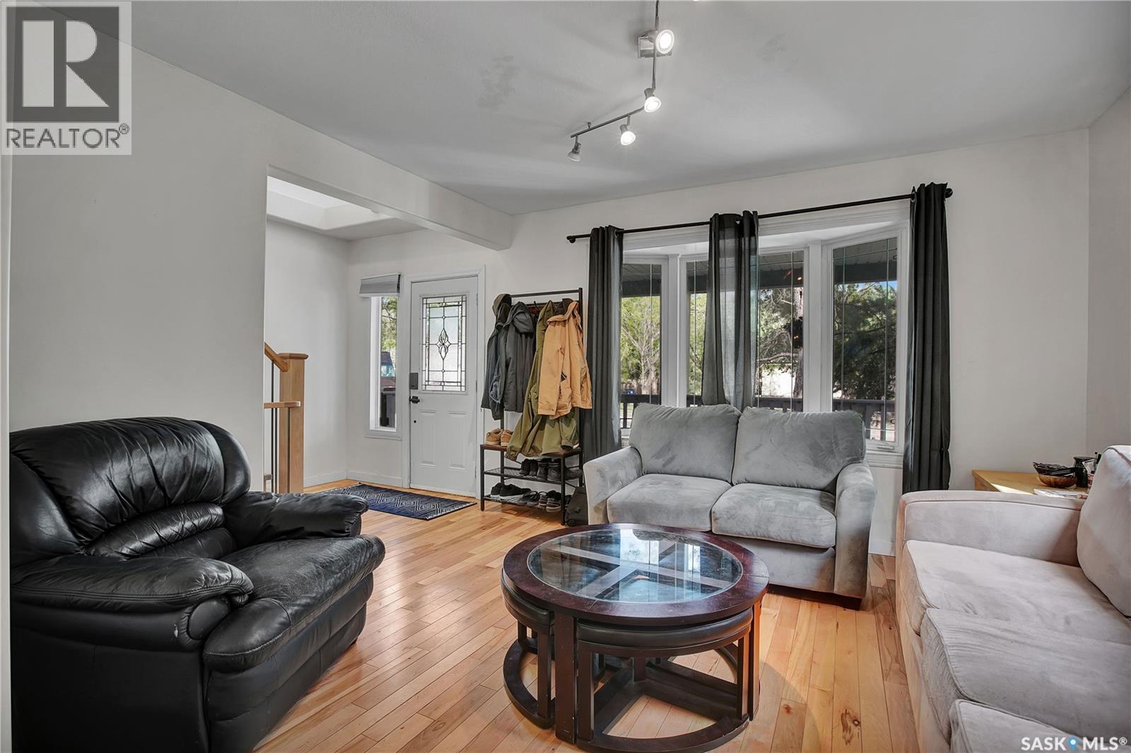 213 H Avenue N, Saskatoon, SK, S7L2B7 photo 5