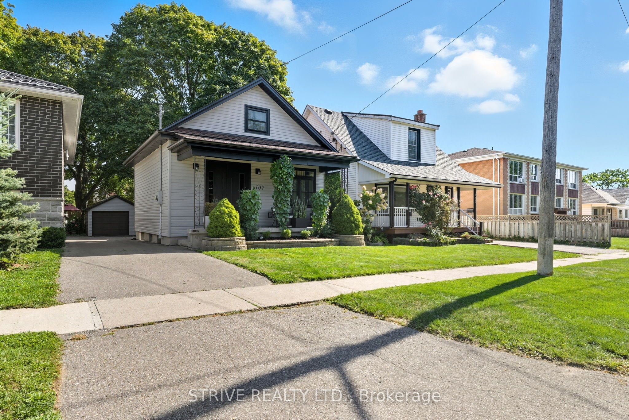 107 Cromwell Avenue, Oshawa, ON, L1J 4T5