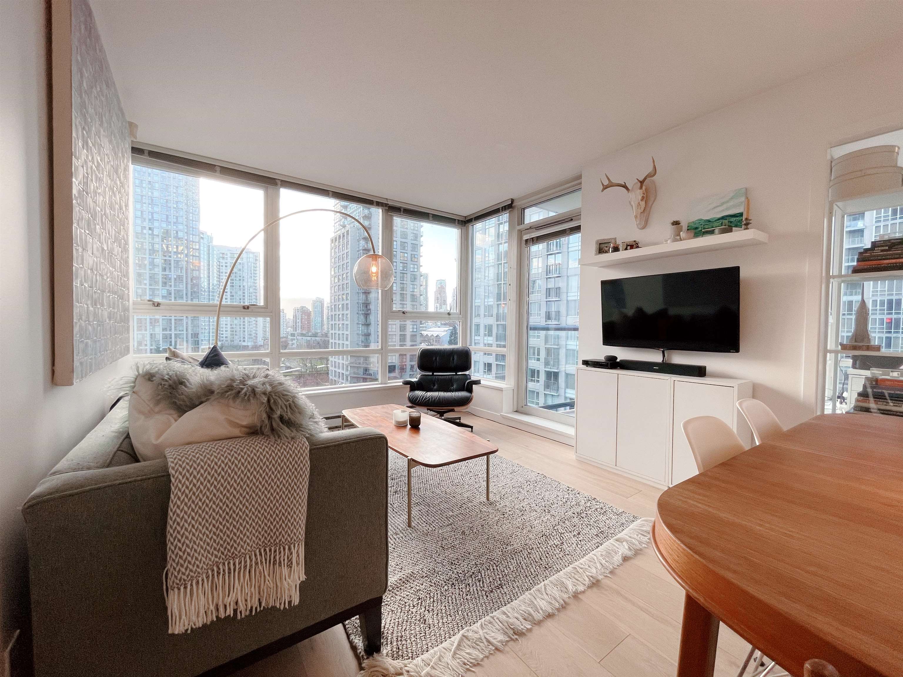 Additional image 3 of 1110-928 Beatty Street, Vancouver, BC, V6Z 3G6