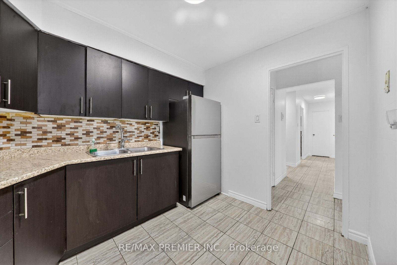 Additional image 2 of 712-3555 Derry Road E, Mississauga, ON, L4T 1B2