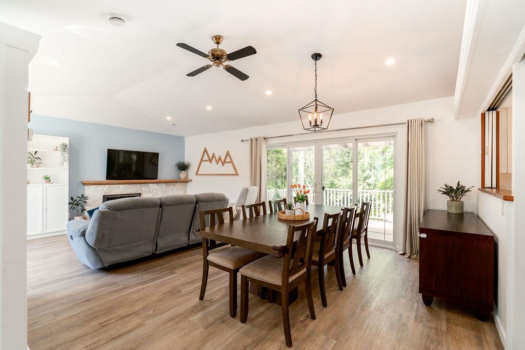 1032 Edgewater Crescent, Squamish, BC, V8B 0B2