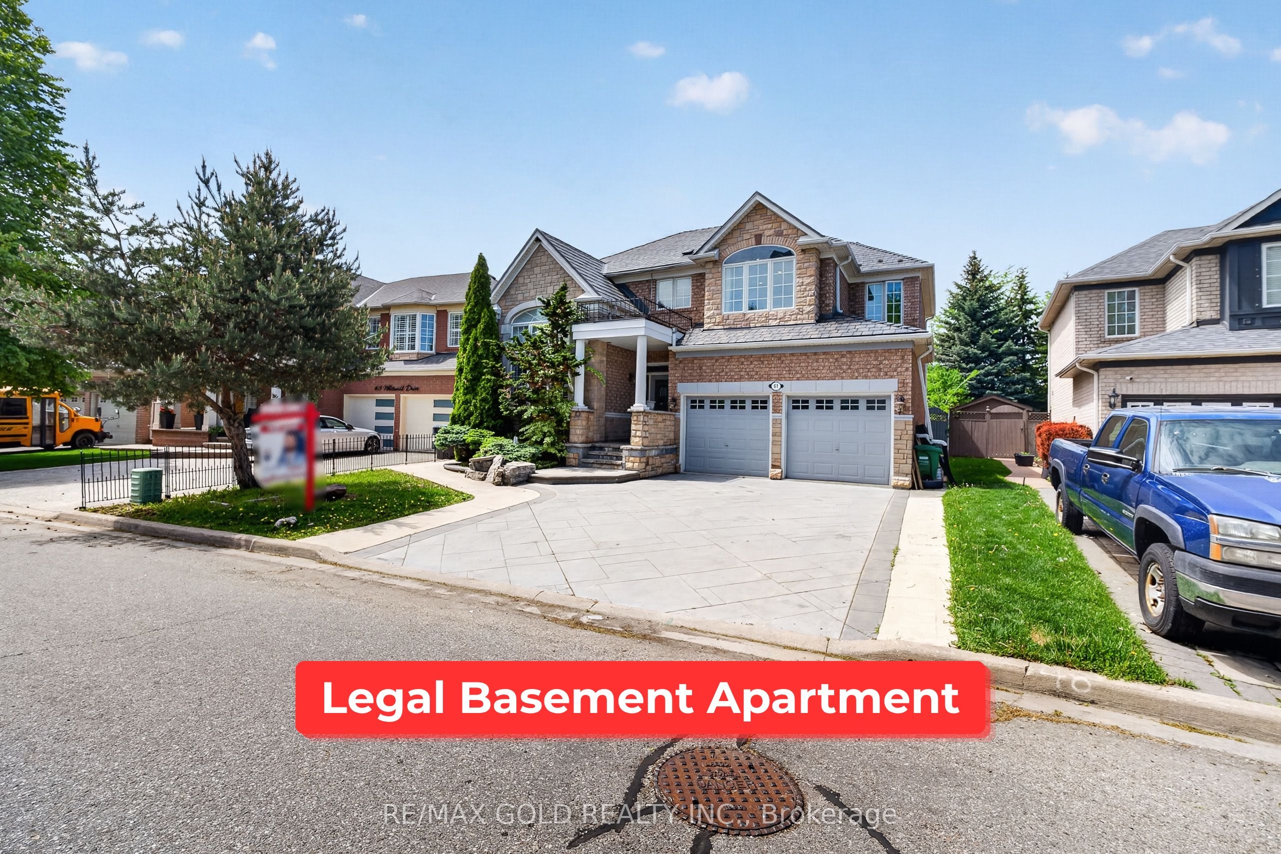 61 Whitwell Drive, Brampton, ON, L6P 1E5