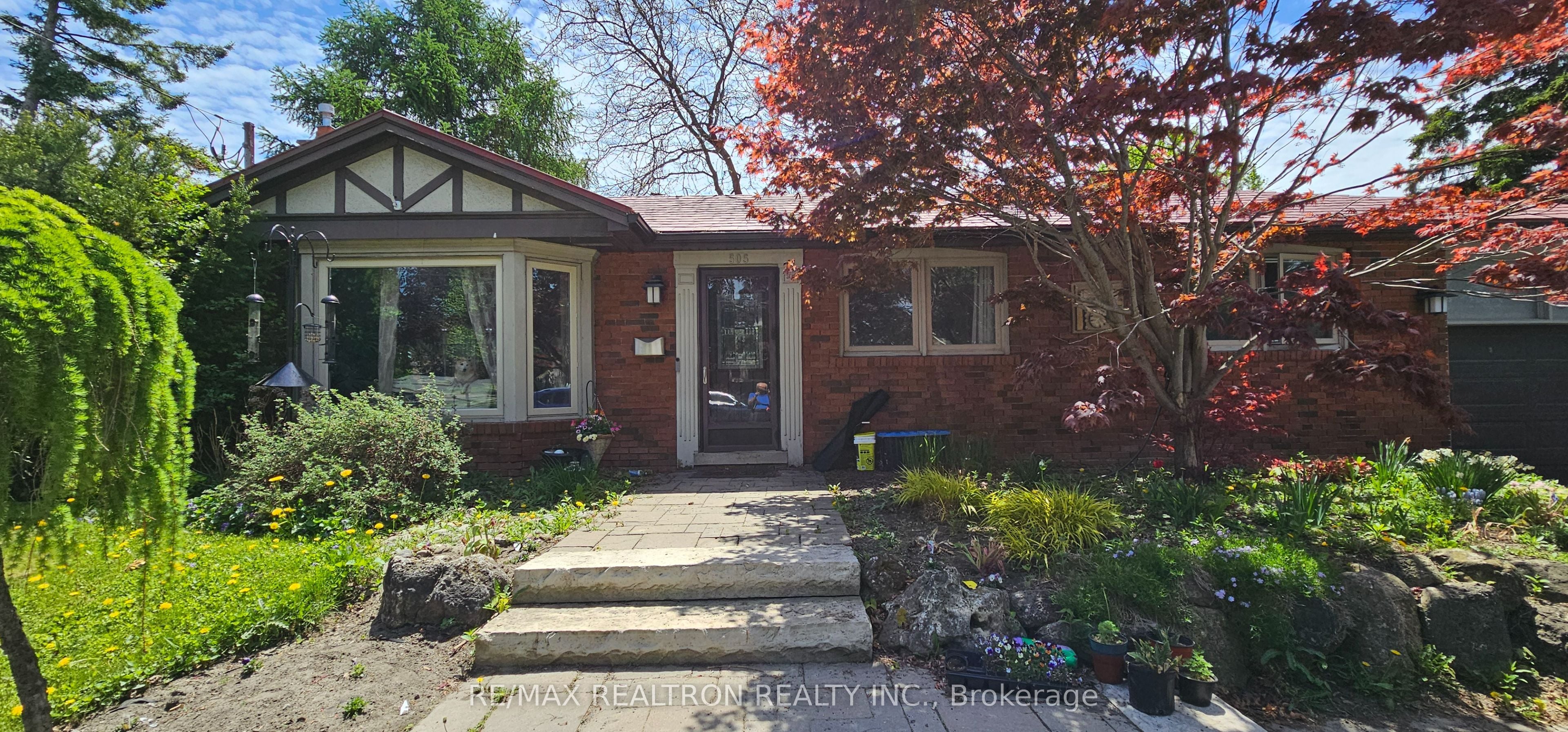 505 Colborne Street E, Whitby, ON, L1N 1W6