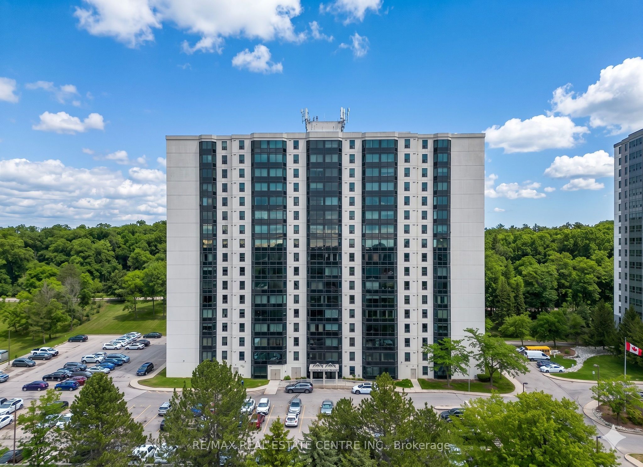 103-35 Green Valley Drive, Kitchener, ON, N2P 2A5 photo 5