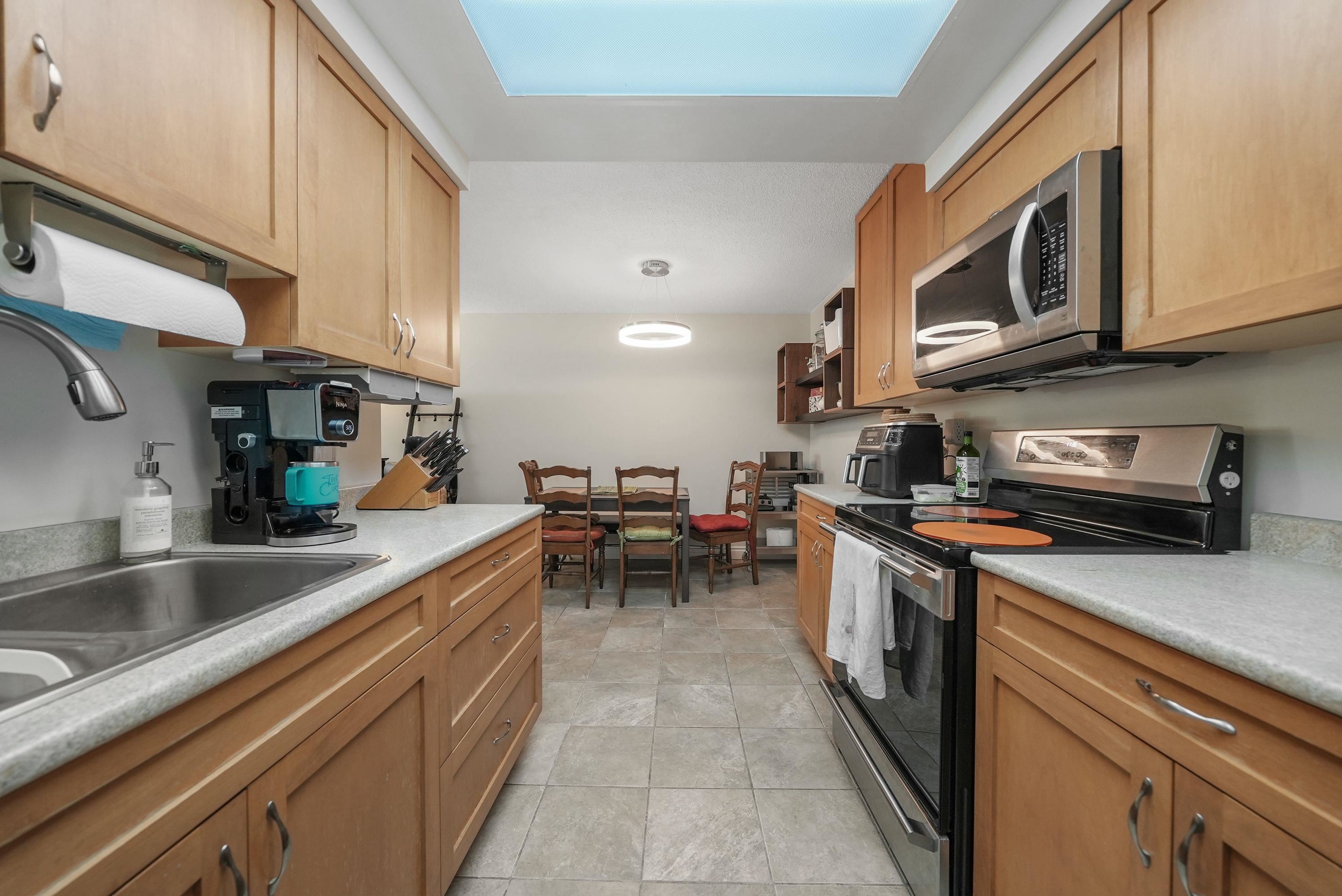 201-444 6th Avenue E, Vancouver, BC, V5T 1K6 photo 3