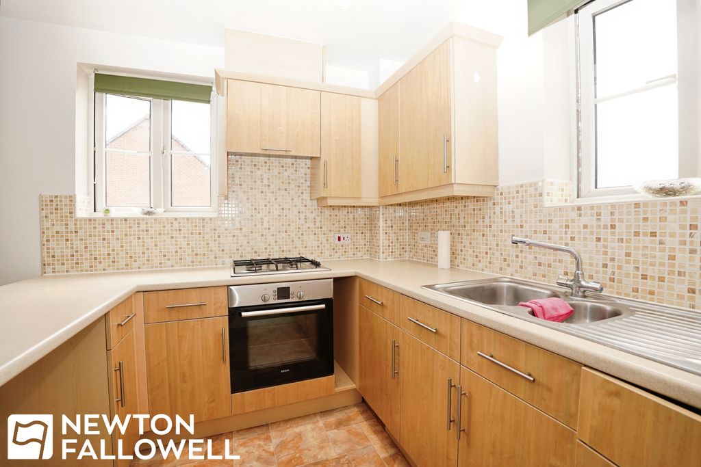 Additional image 6 of 2 bed flat for saleWaterfields, Retford DN22