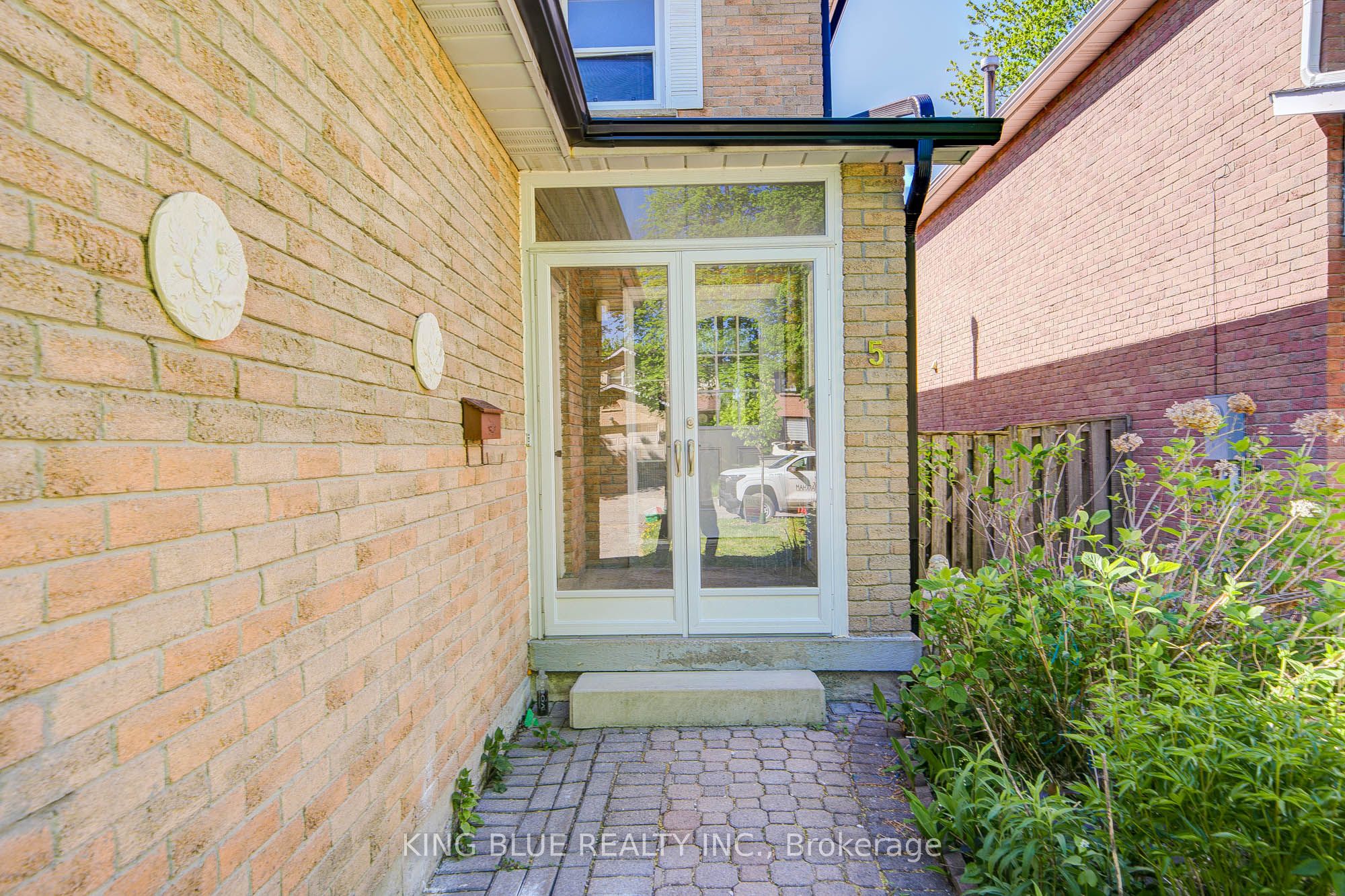 5 Woolen Mill Road, Markham, ON, L3P 6X4 photo 2