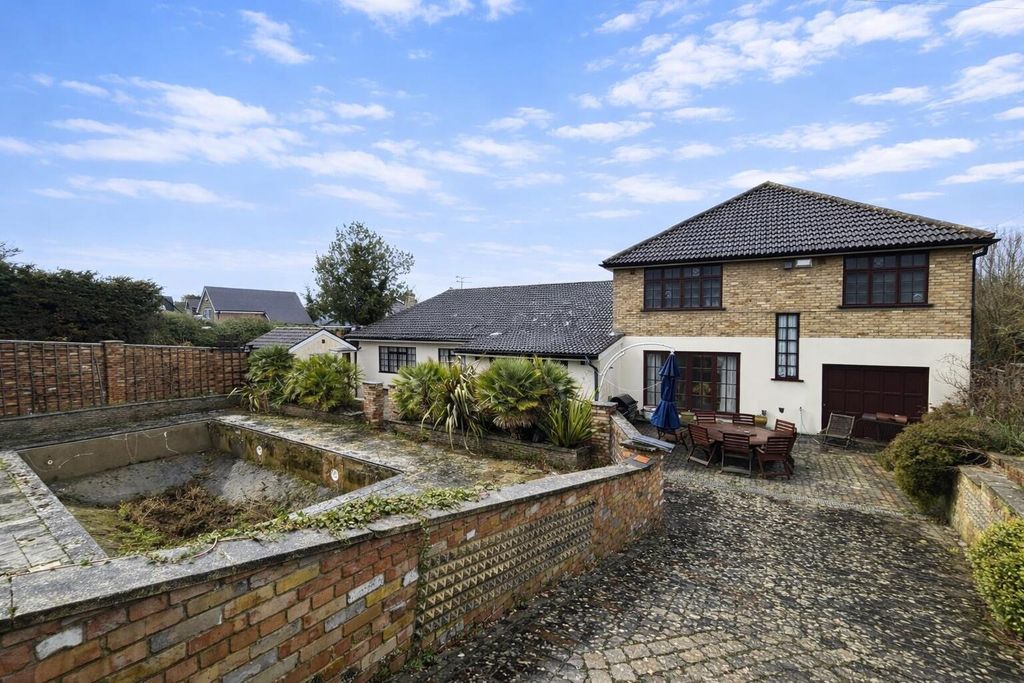 Additional image 30 of 7 bed detached house for saleRochester Road, Halling, Rochester ME2