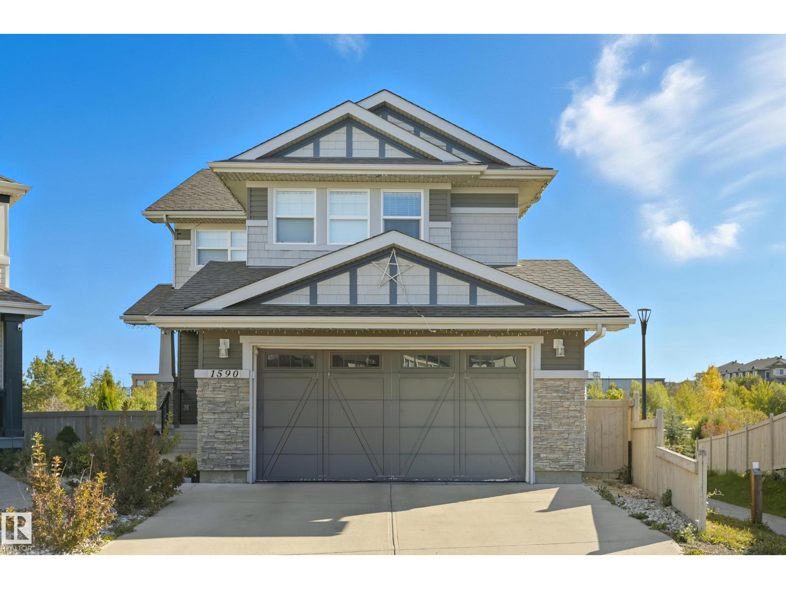1590 Chapman Way SW, Edmonton, AB, T6W0Z2