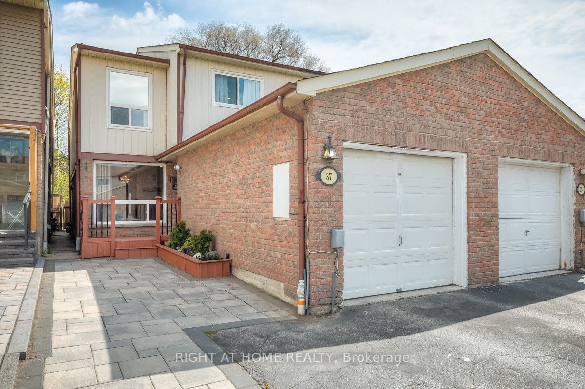 37 Mcknight Drive, Toronto, ON, M1B 2Z4 photo 2
