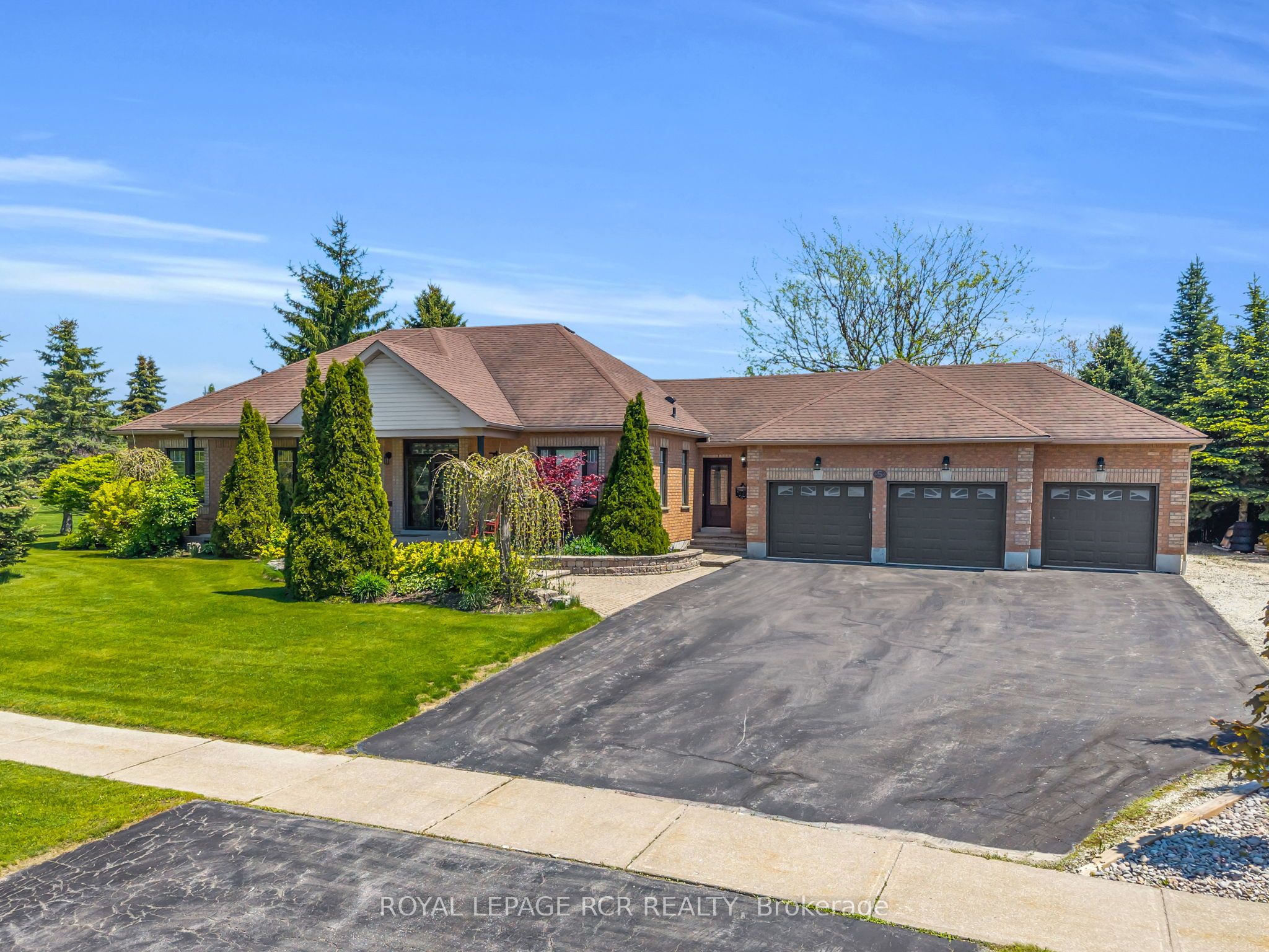 5 Massari Street, Caledon, ON, L7K 0B6