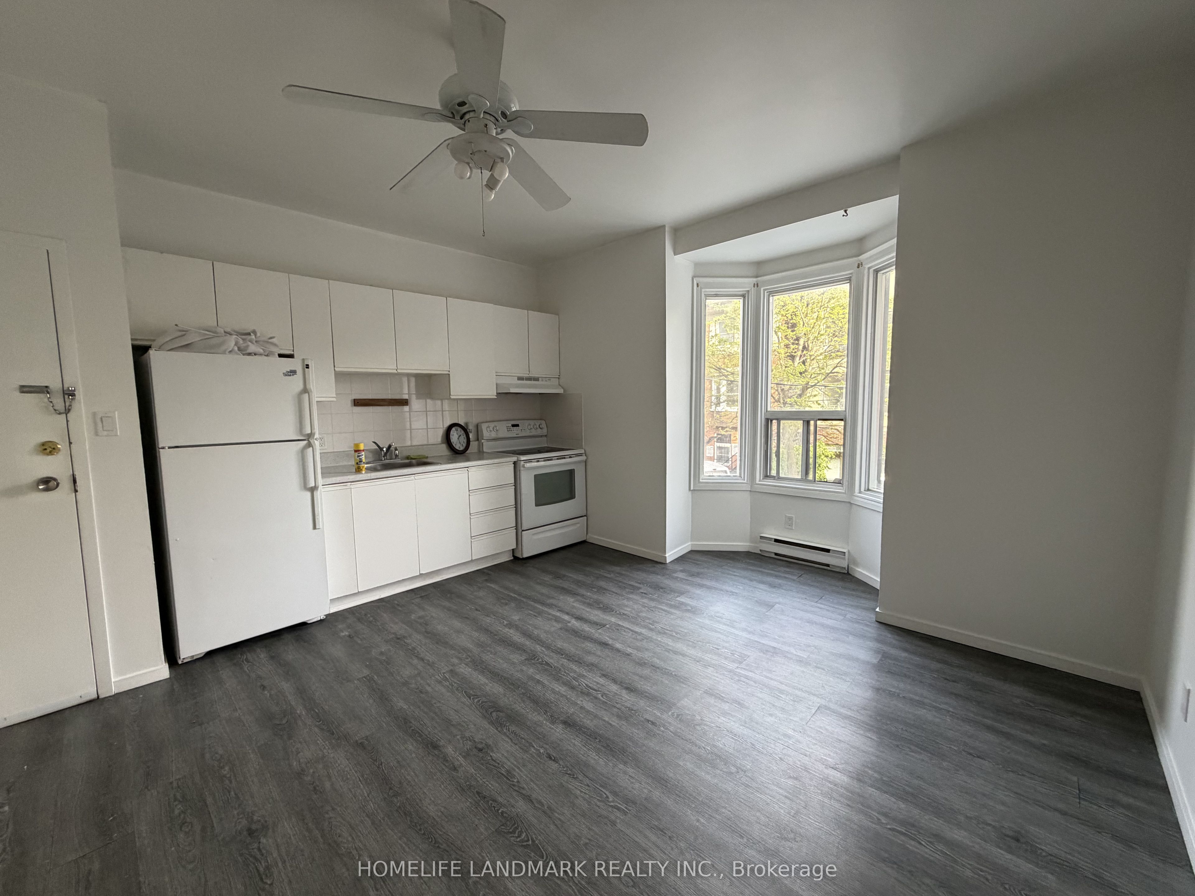2-968 Bathurst Street, Toronto, ON, M5R 3G6 photo 4