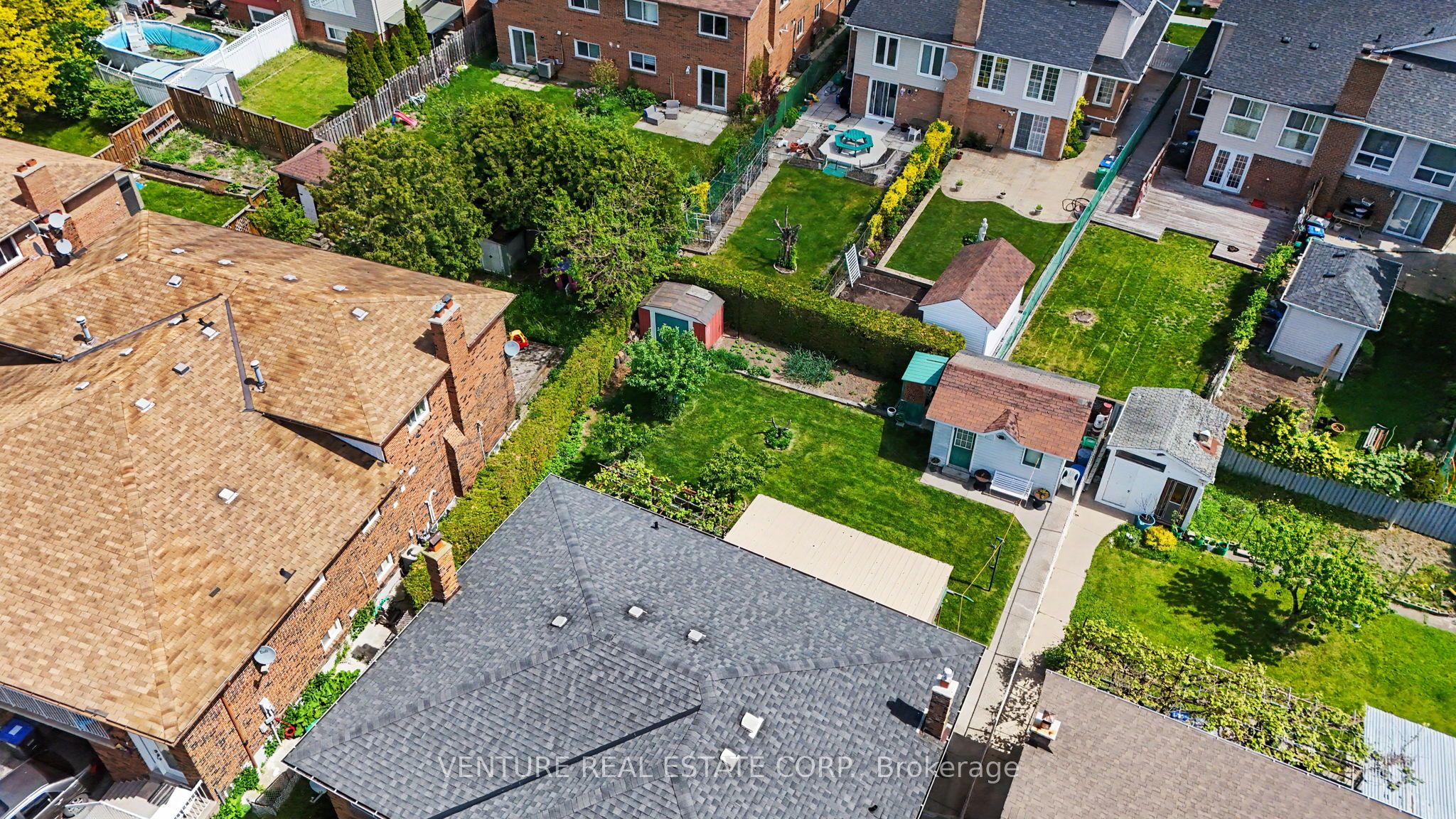 Additional image 3 of 346 Centre Street N, Brampton, ON, L6V 3B5