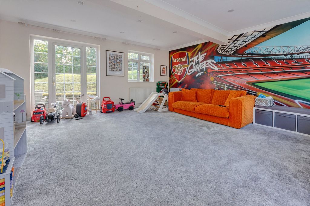 Additional image 5 of 5 bed detached house for saleLoom Lane, Radlett, Hertfordshire WD7