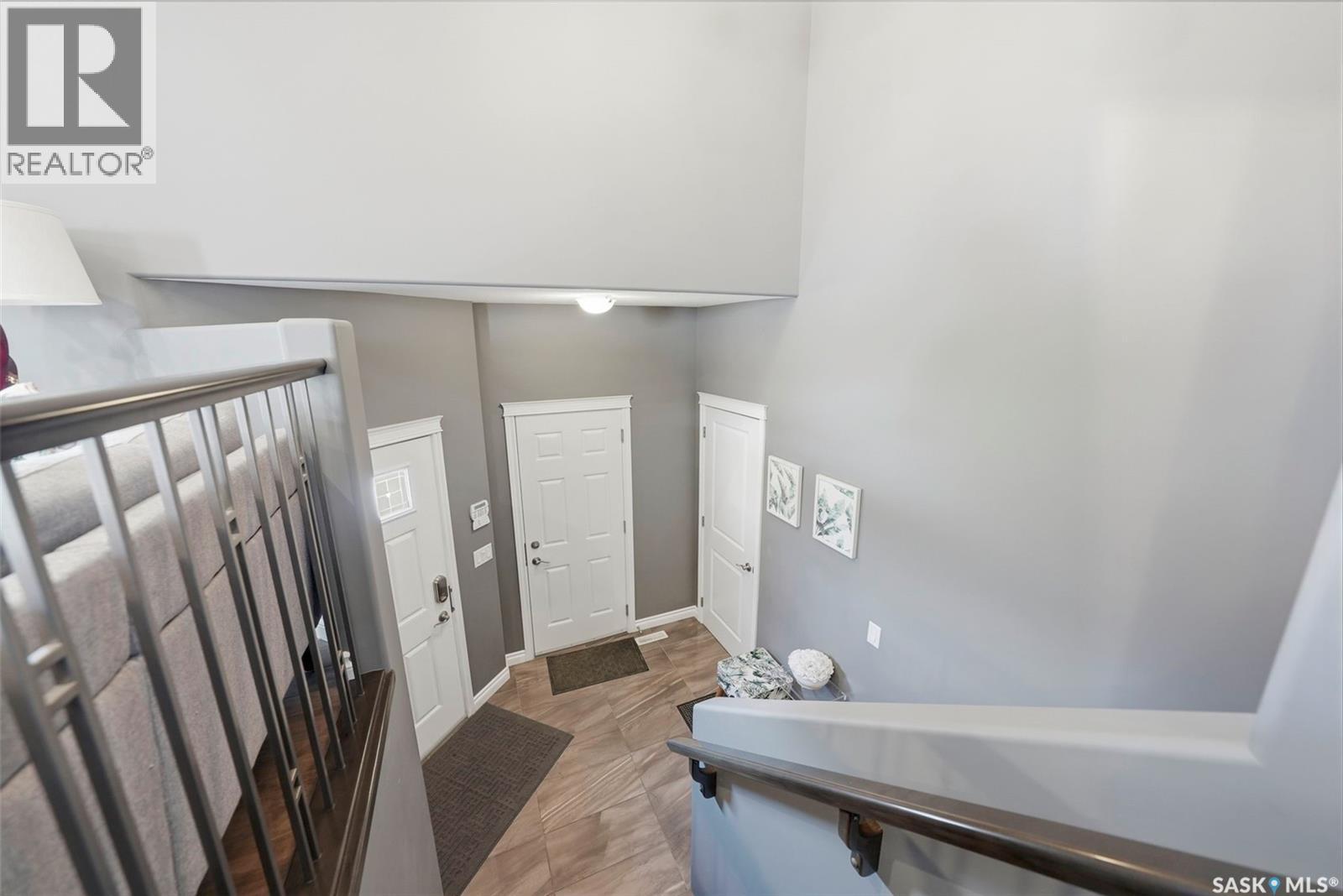 711 Sutter Crescent, Saskatoon, SK, S7T0R4 photo 2