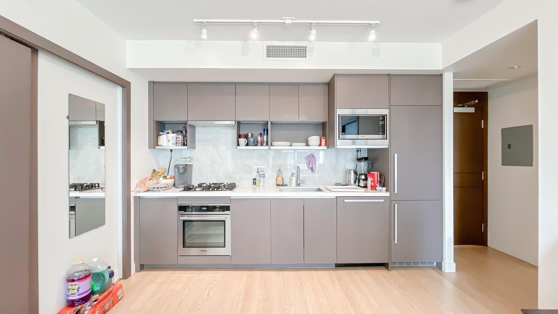 Additional image 6 of 805-68 Smithe Street, Vancouver, BC, V6B 0P4