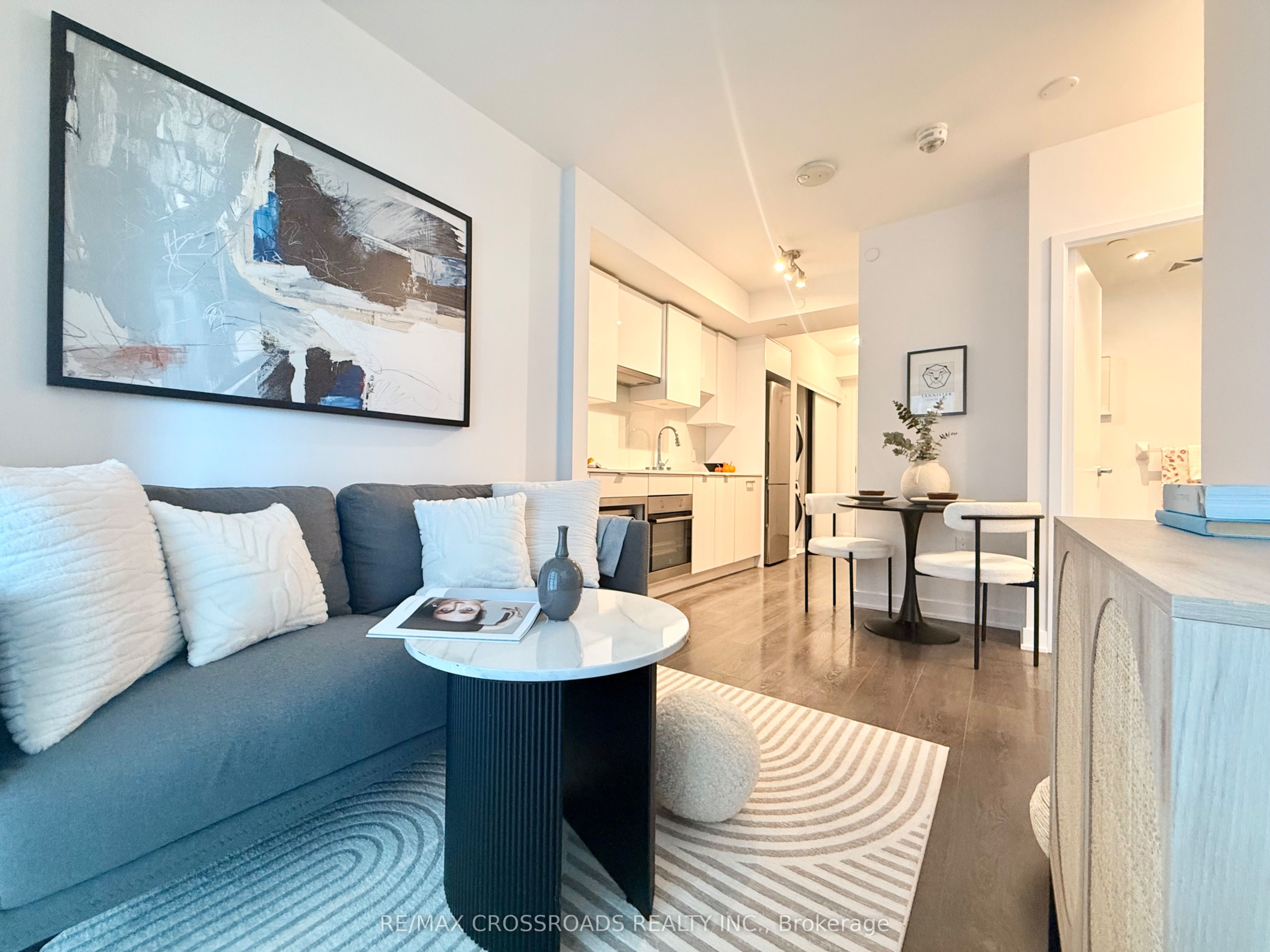 Additional image 2 of 2301-195 Redpath Avenue, Toronto, ON, M4P 0E4