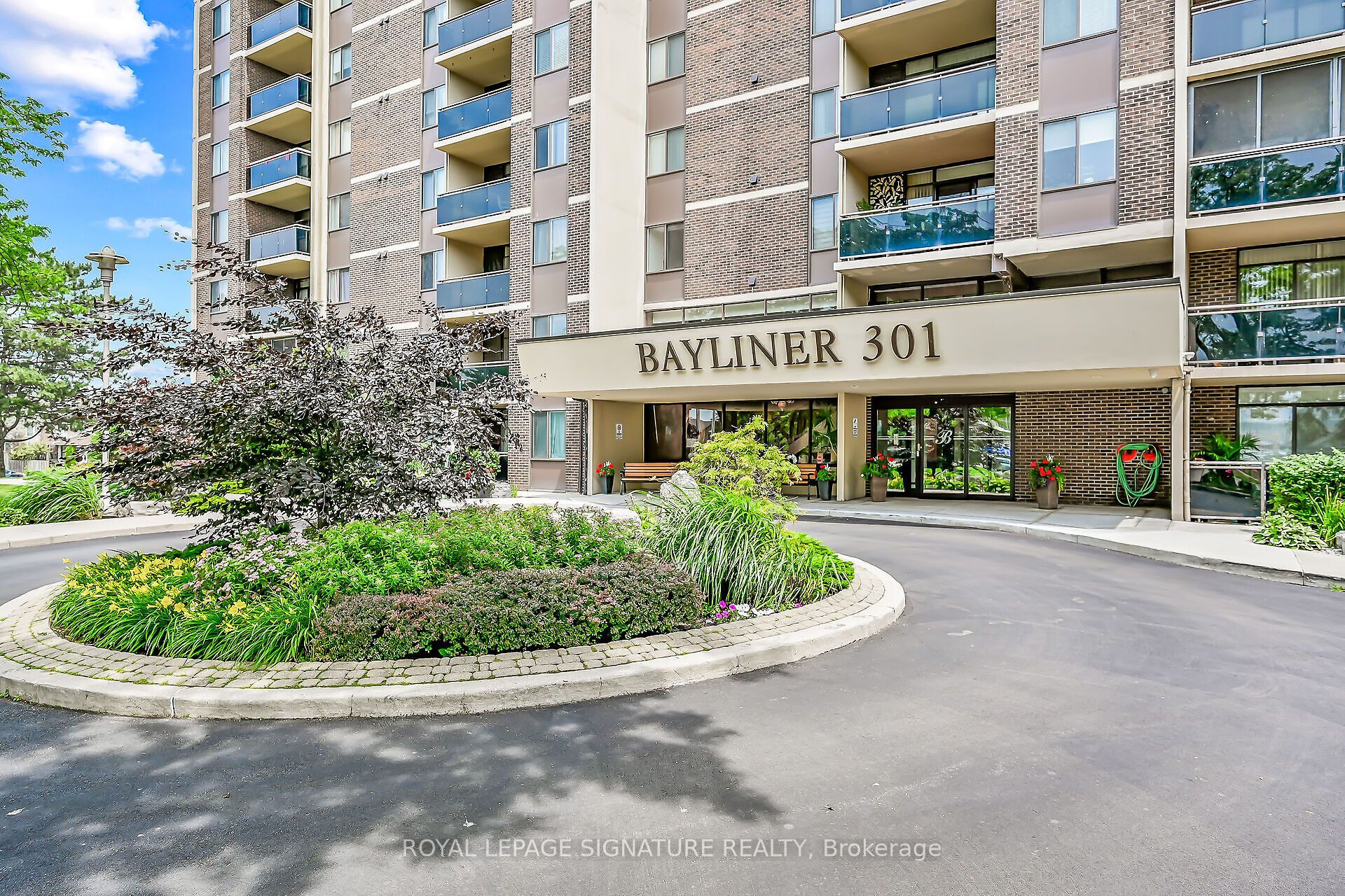 907-301 Frances Avenue, Hamilton, ON, L8E 3W6