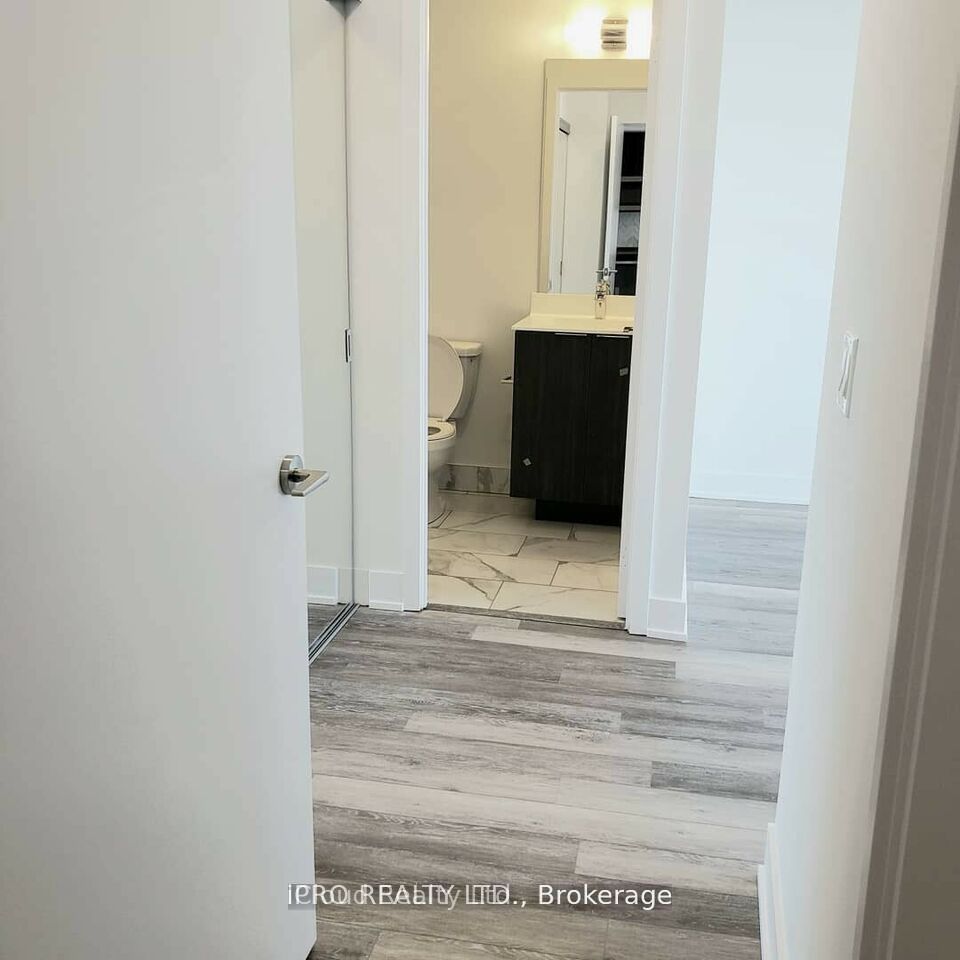 1322-30 Shore Breeze Drive, Toronto, ON, M8V 0J1 photo 4