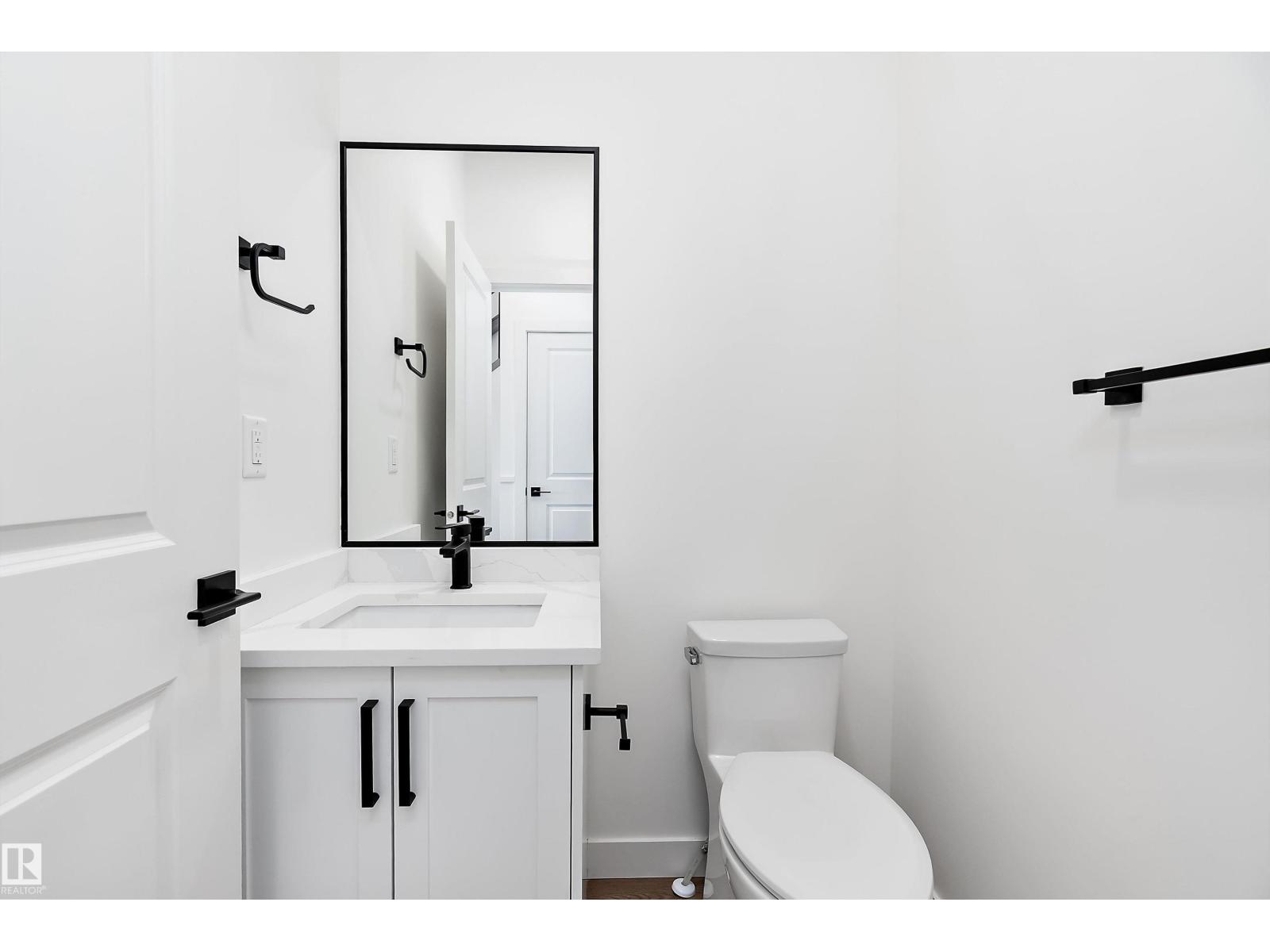 1132 Goldfinch Crescent NW, Edmonton, AB, T5S0R1 photo 5