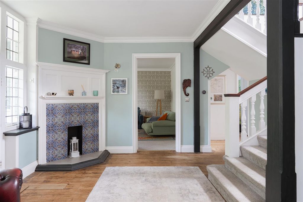 Additional image 11 of 4 bed detached house for salePendleton Road, Redhill RH1
