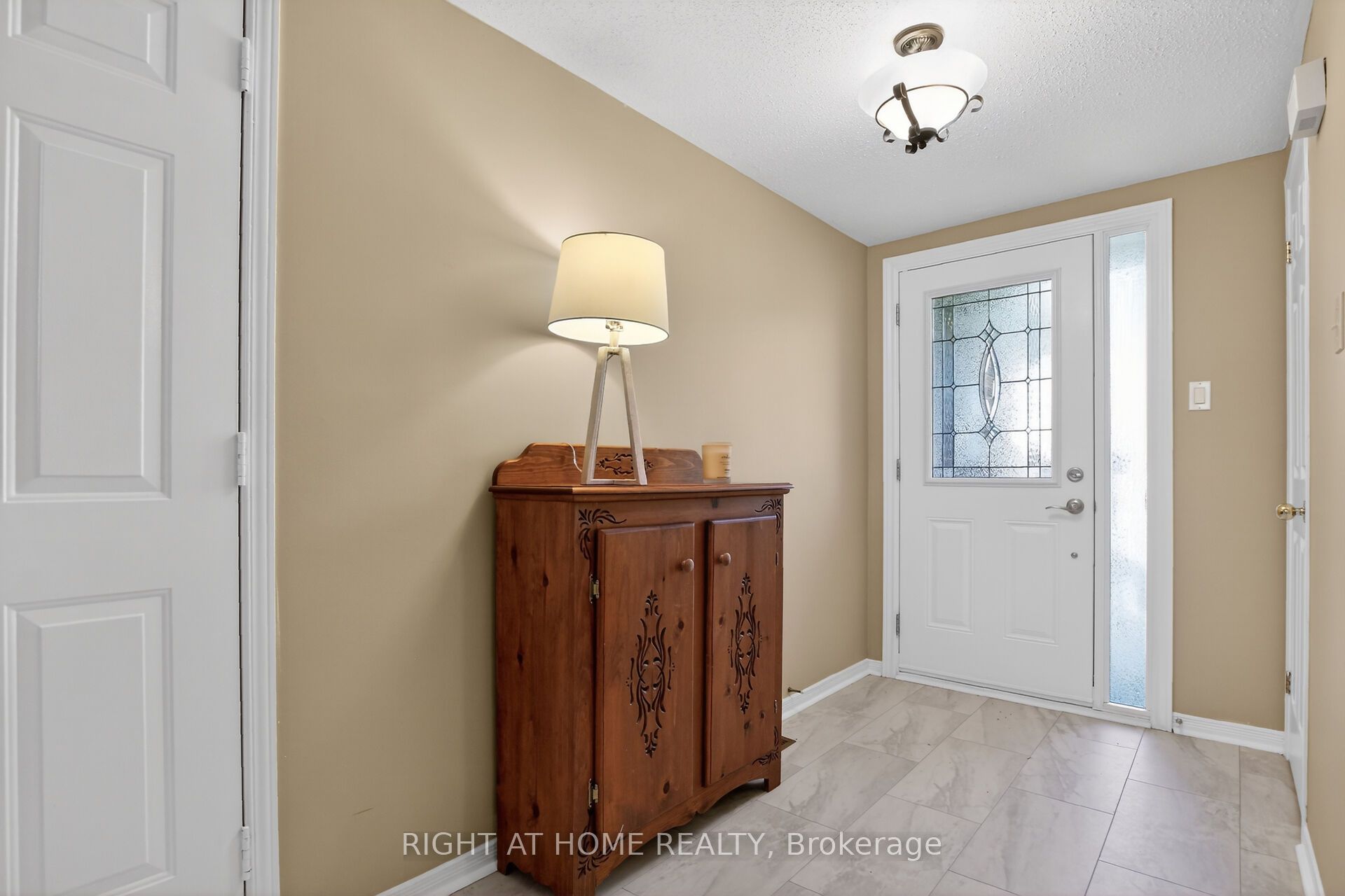 Additional image 6 of 88 Furlong Crescent, Ottawa, ON, K2M 2H9