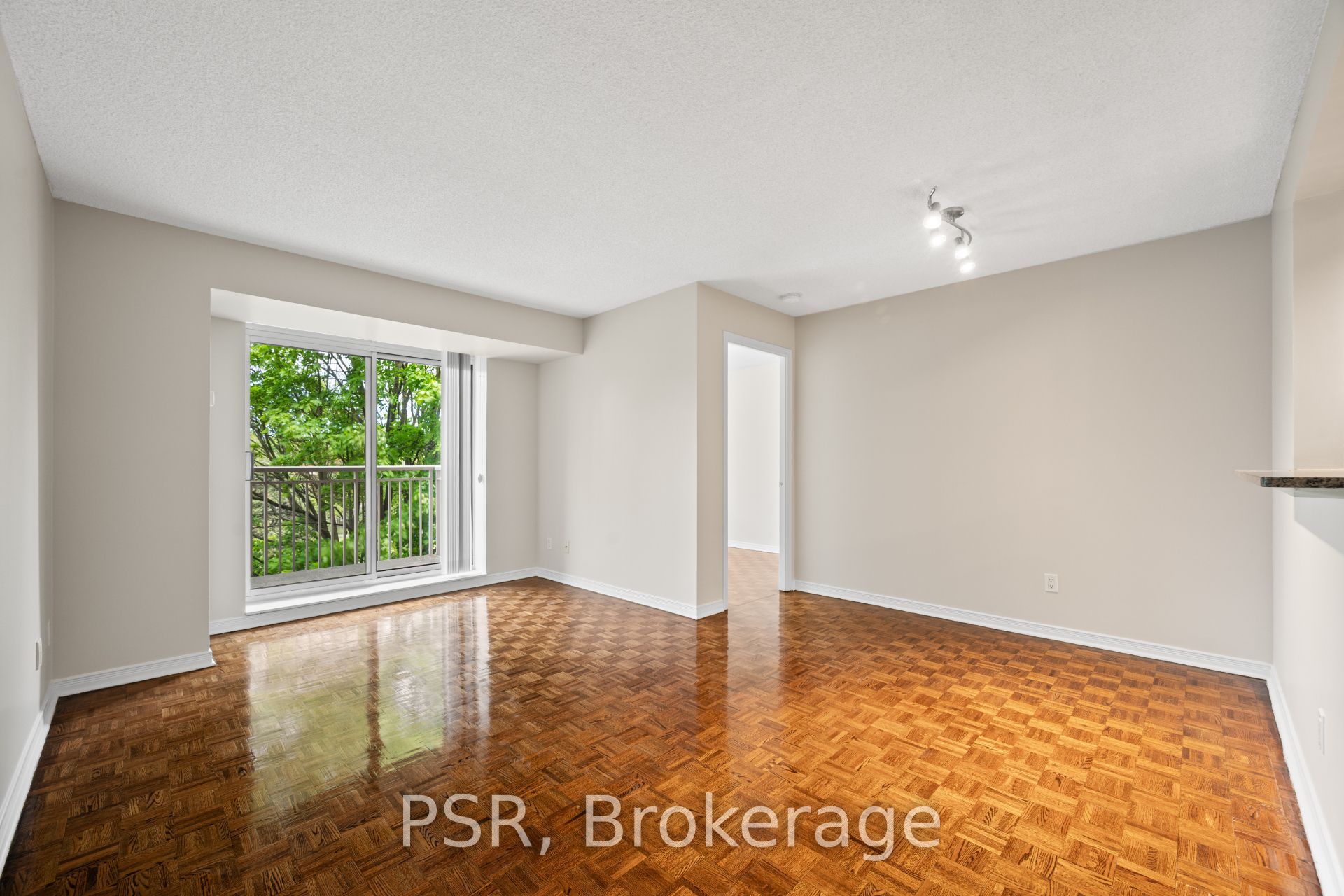 312-515 Rosewell Avenue, Toronto, ON, M4R 2J3 photo 2