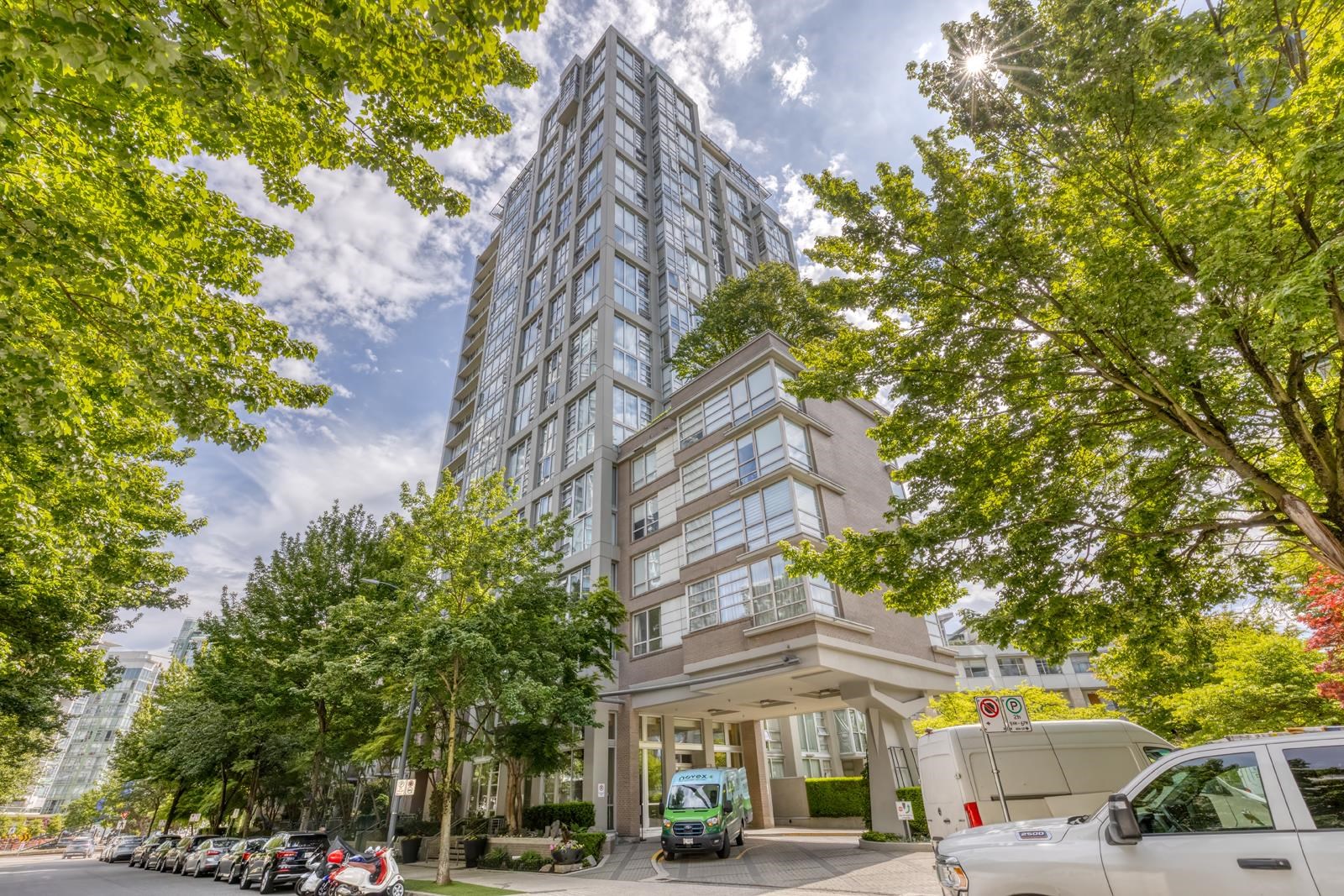 Additional image 4 of 2101-1228 Marinaside Crescent, Vancouver, BC, V6Z 2W4