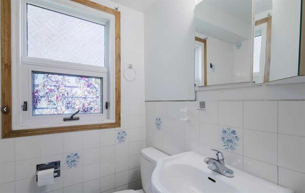 10948 75 Avenue NW, Edmonton, AB, T6G0G9 photo 5
