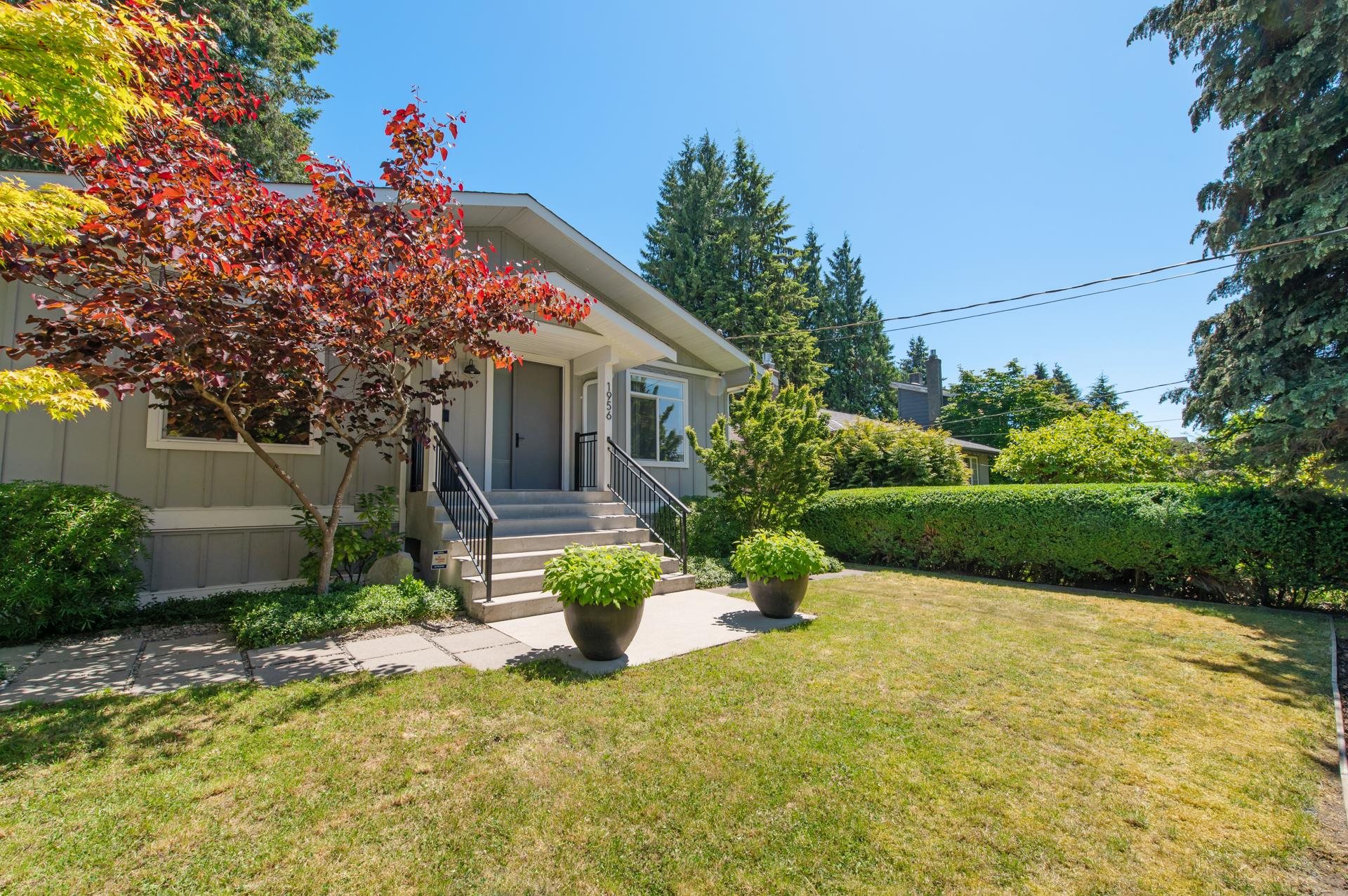 1956 Westview Drive, North Vancouver, BC, V7M 3A9